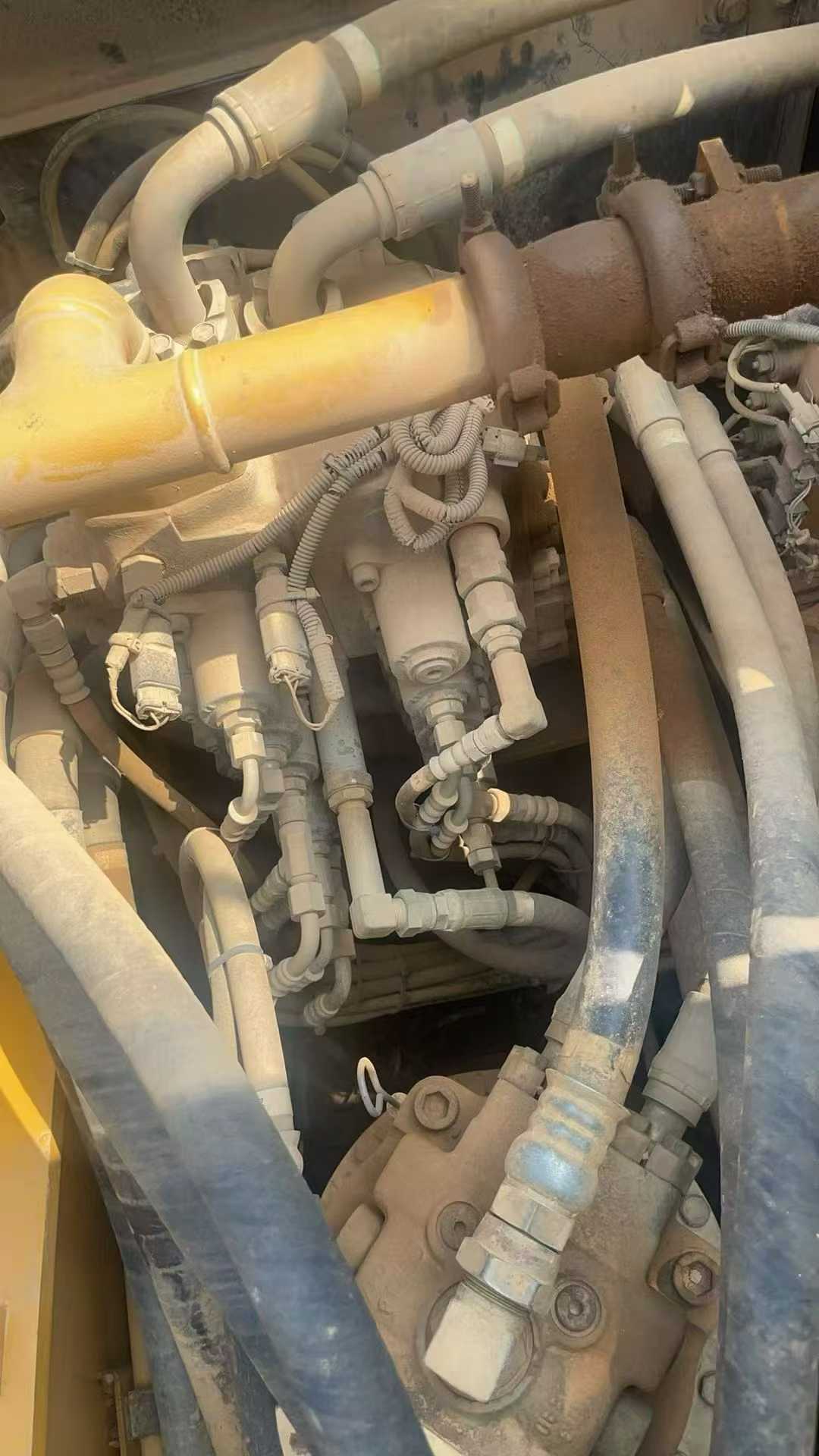 Buy Kato HD820-6 Used Excavator / 3