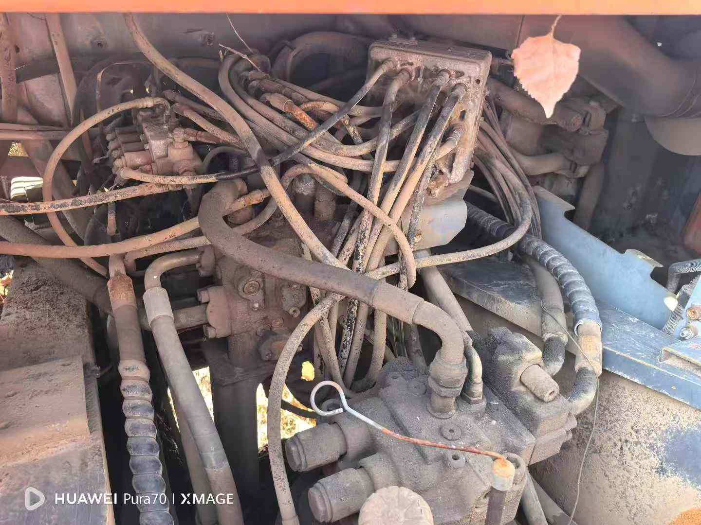 Buy Hitachi EX240-3 Used Excavator / 7