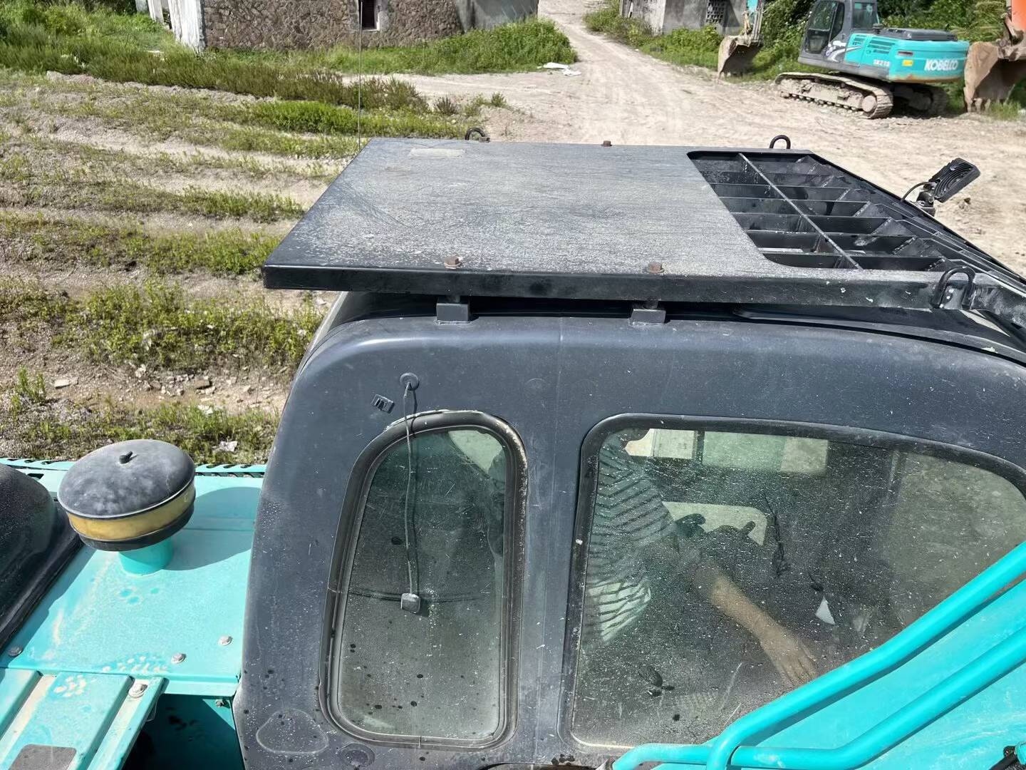 Buy Kobelco SK270D Used Excavator / 9