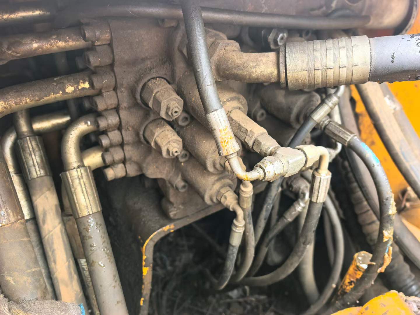 Buy Hyundai R215-7C Used Excavator / 5