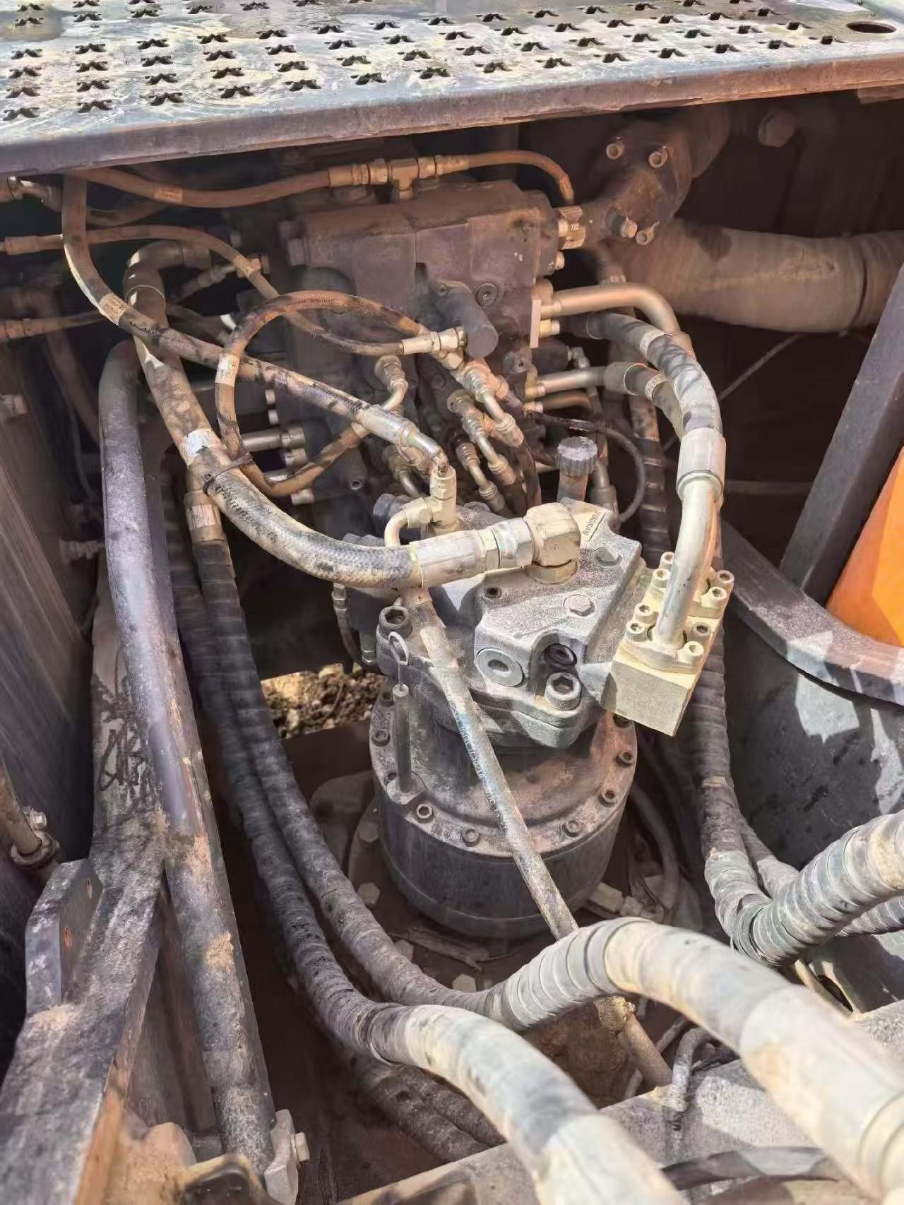 Buy Doosan DX230LC Used Excavator / 3