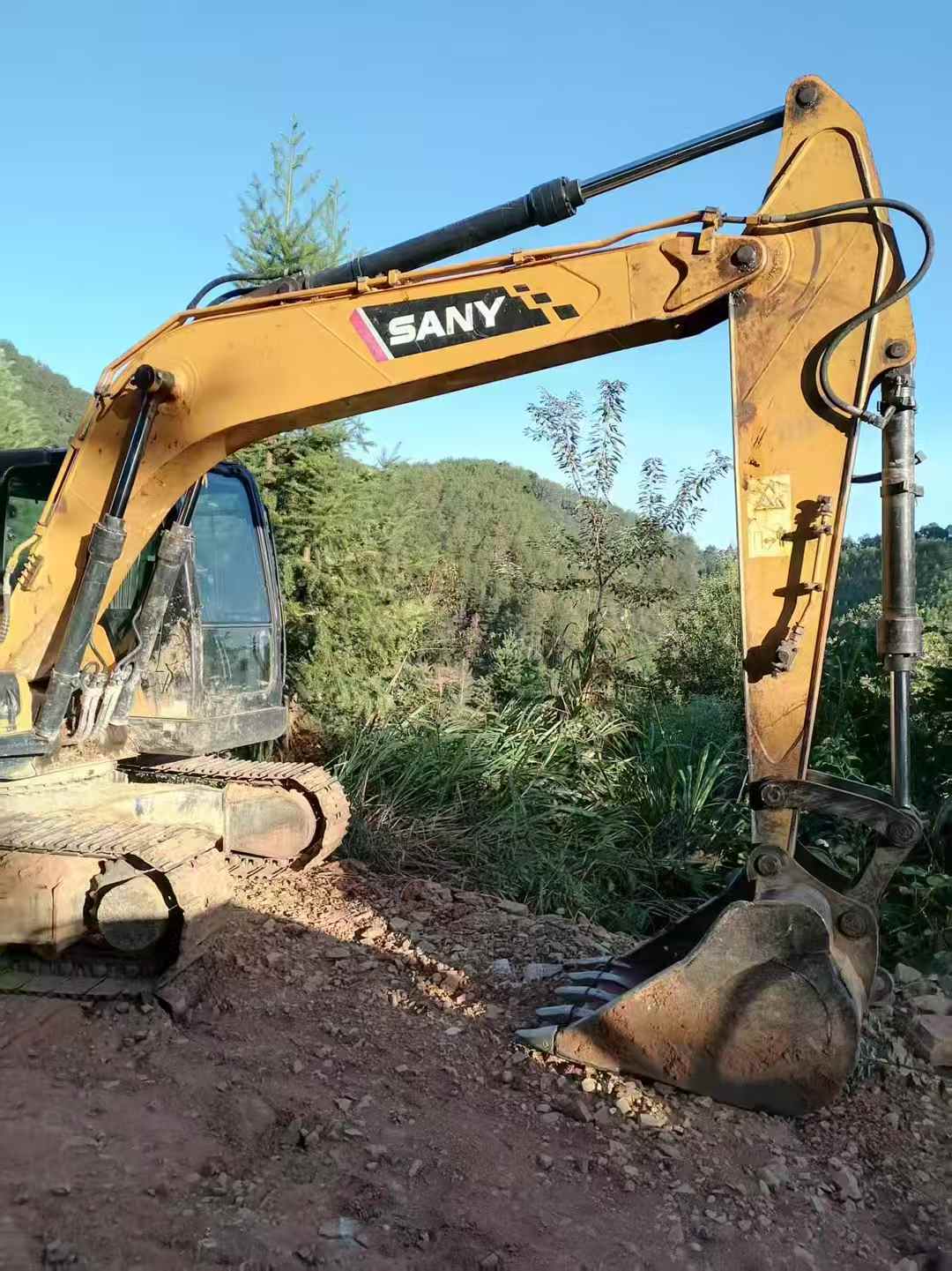 Buy Sany SY135 Used Excavator / 8
