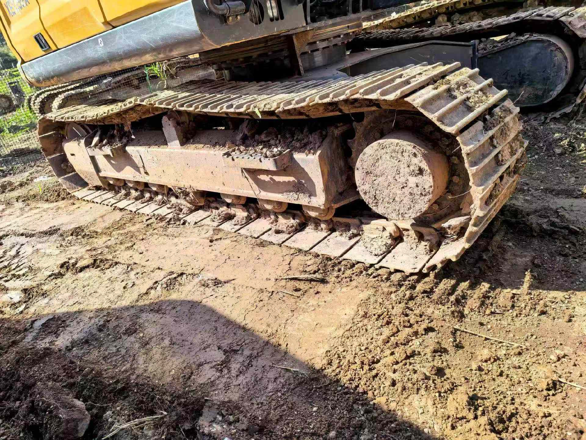 Buy XCMG XE135B Used Excavator / 4