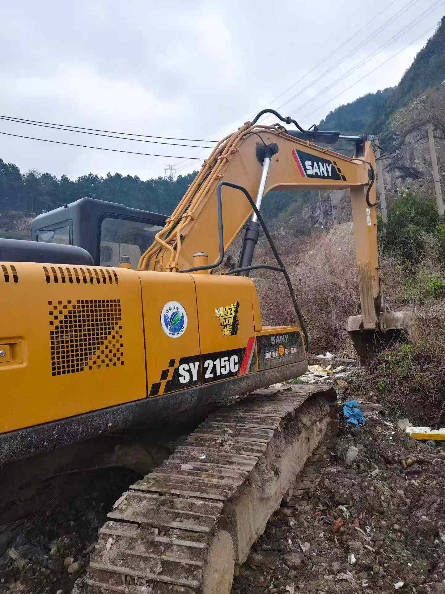 Buy Sany SY215C Used Excavator / 3