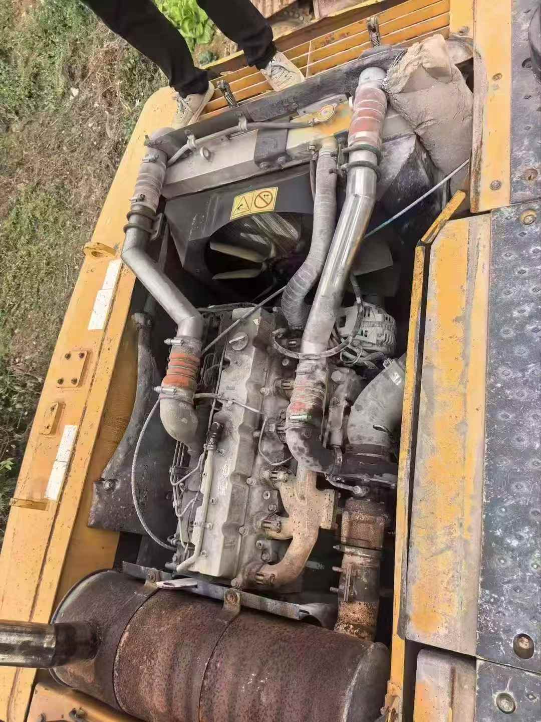 Buy Hyundai R275LC-9T Used Excavator / 4