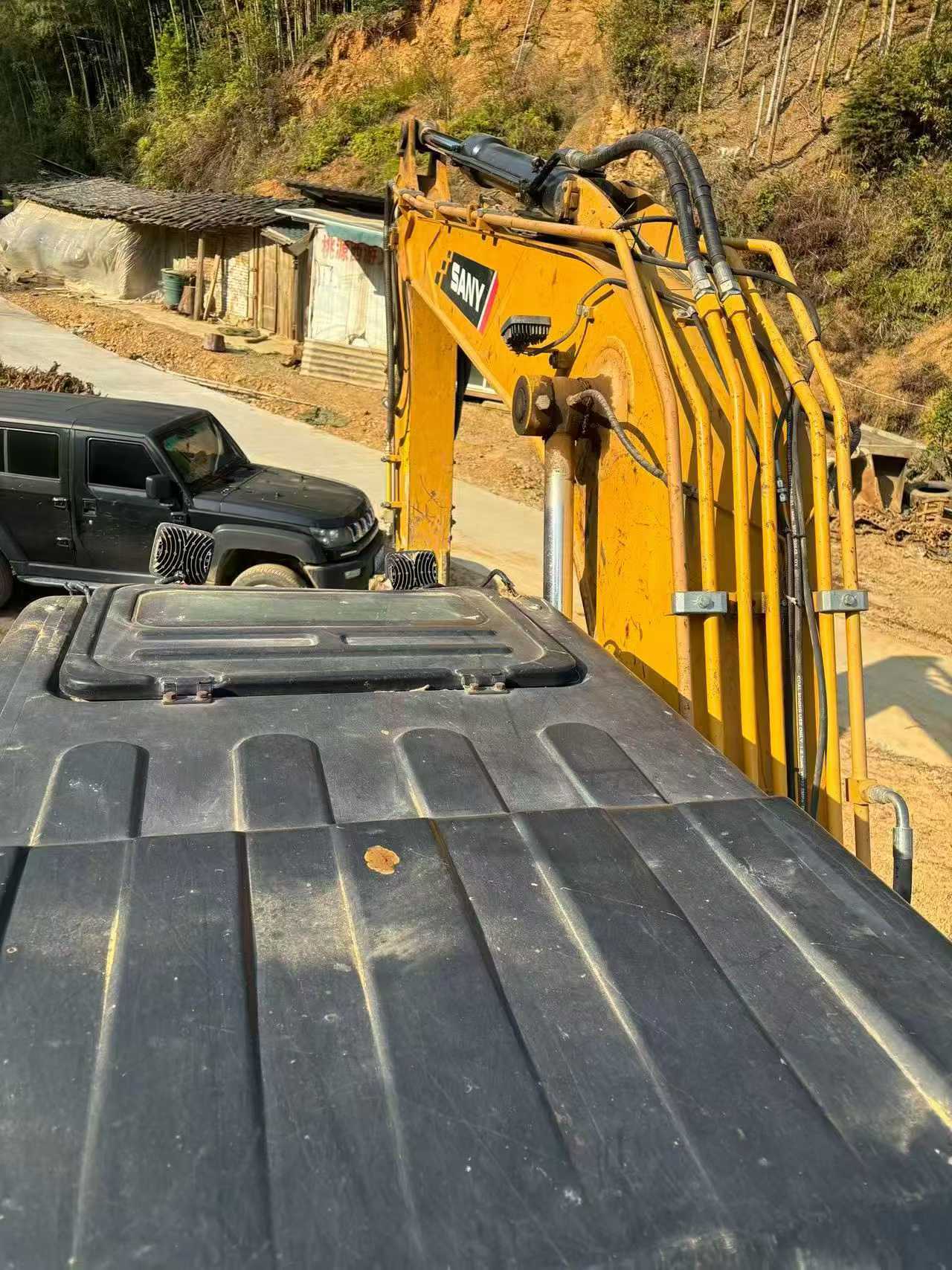 Buy Sany SY125C Used Excavator / 8