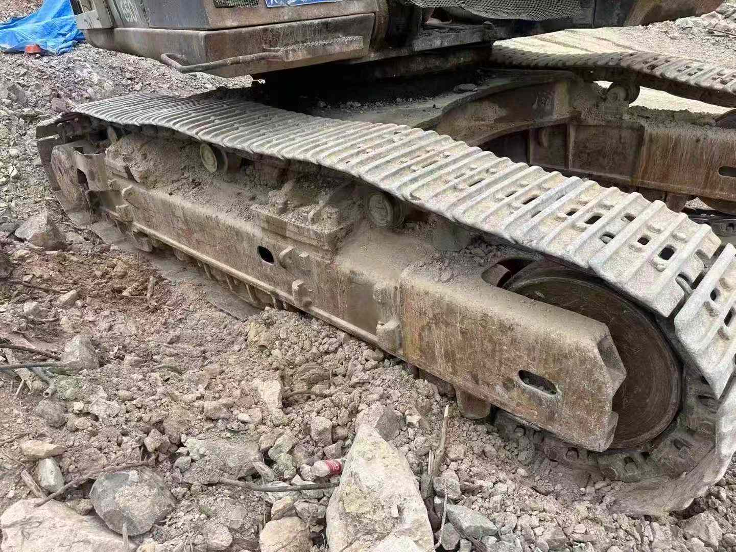 Buy Hitachi ZX650LC-3 Used Excavator / 4