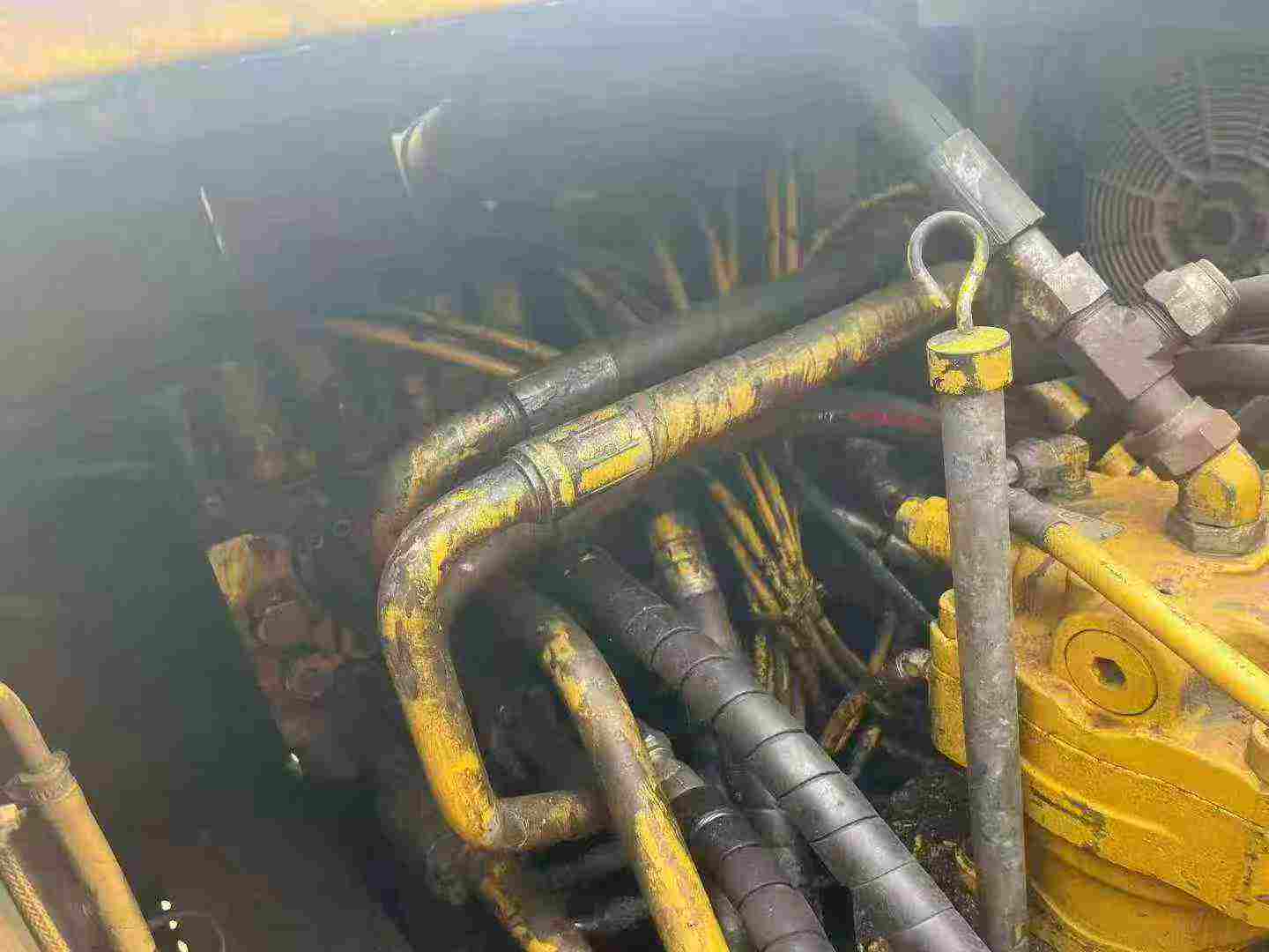 Buy Caterpillar 324D Used Excavator / 2