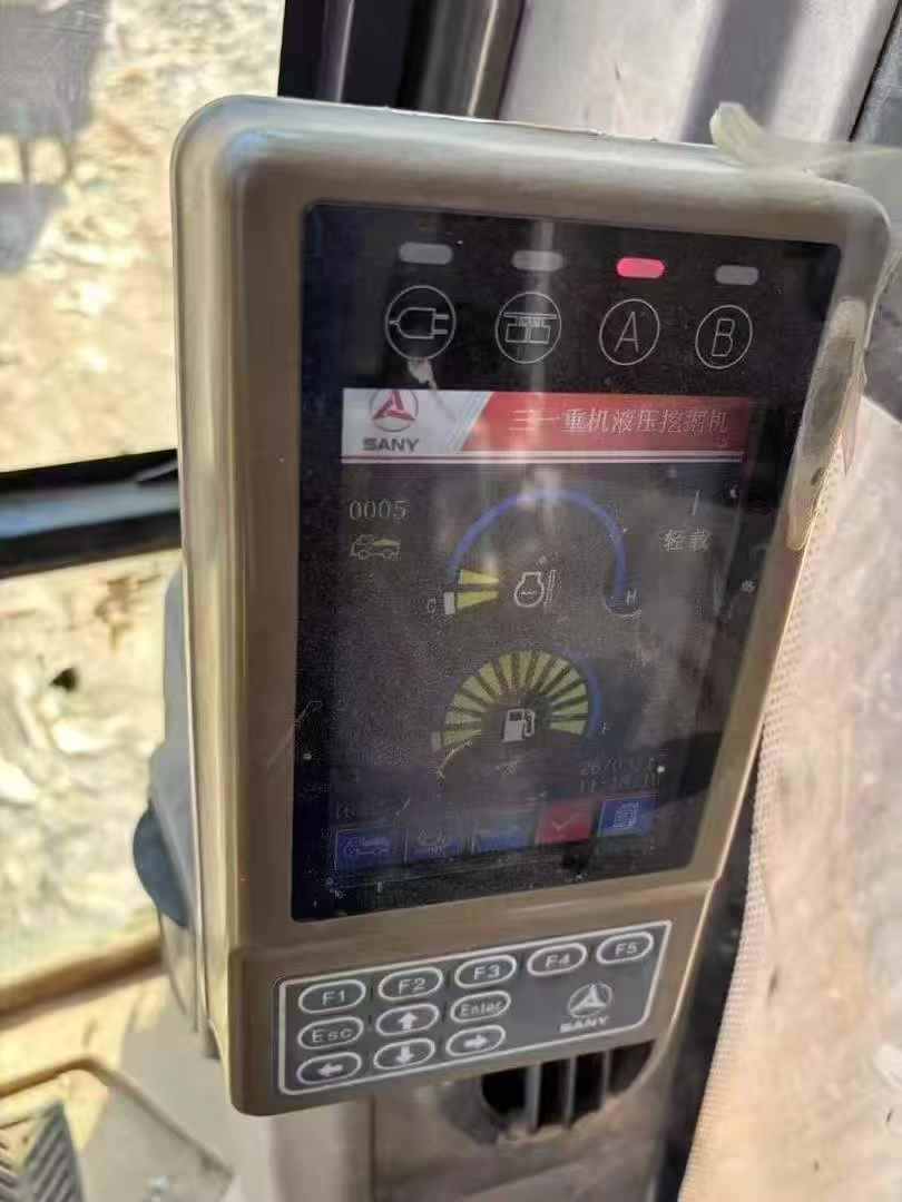 Buy Sany SY215C-8 Used Excavator / 8