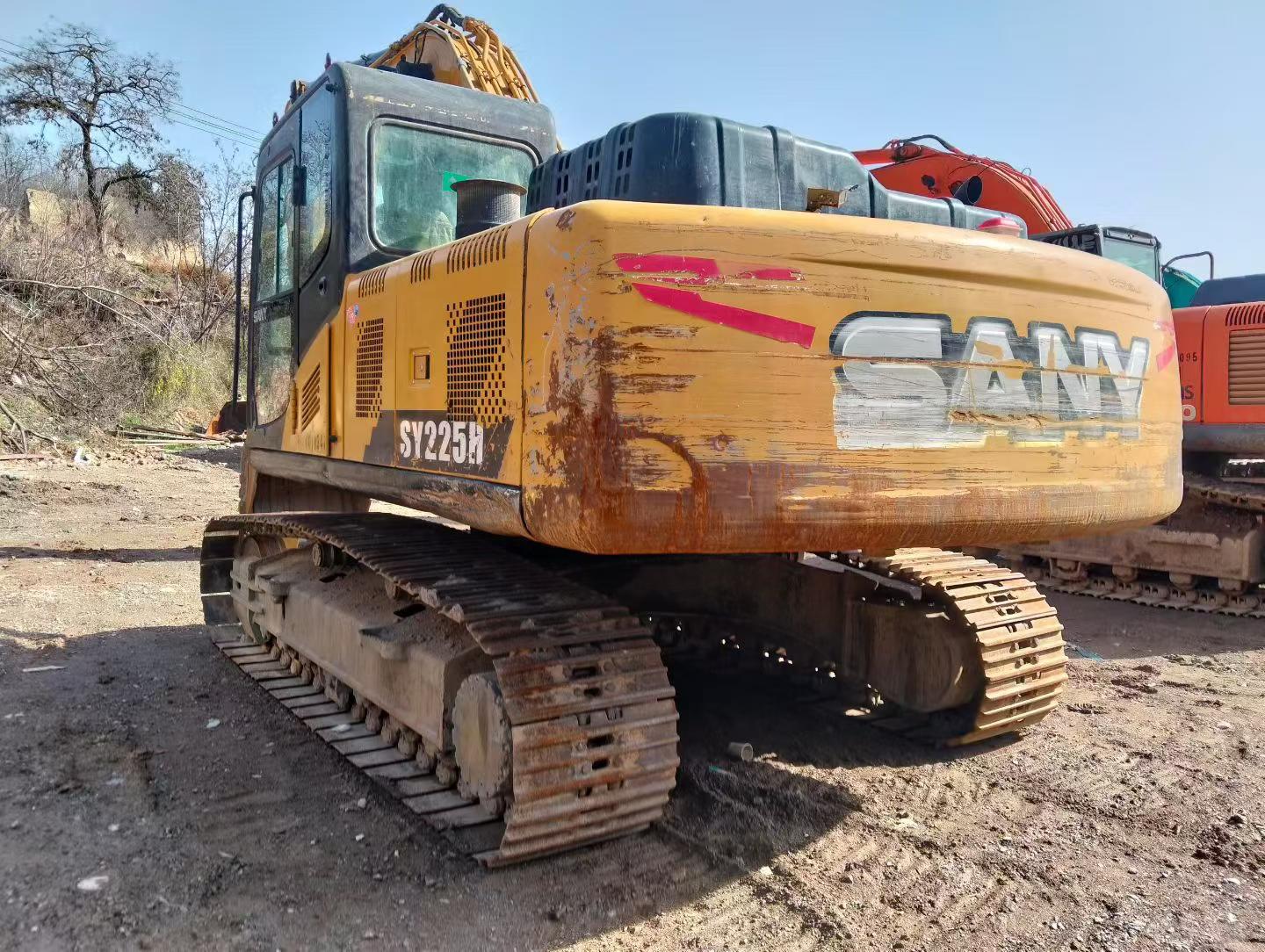 Buy Sany SY205C Used Excavator / 2