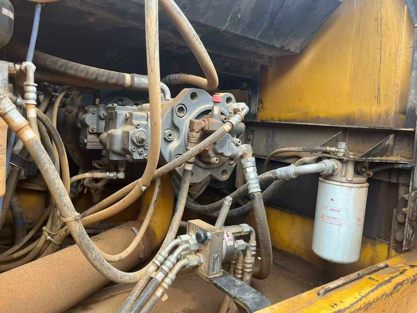 Buy Kato HD820 Used Excavator / 6