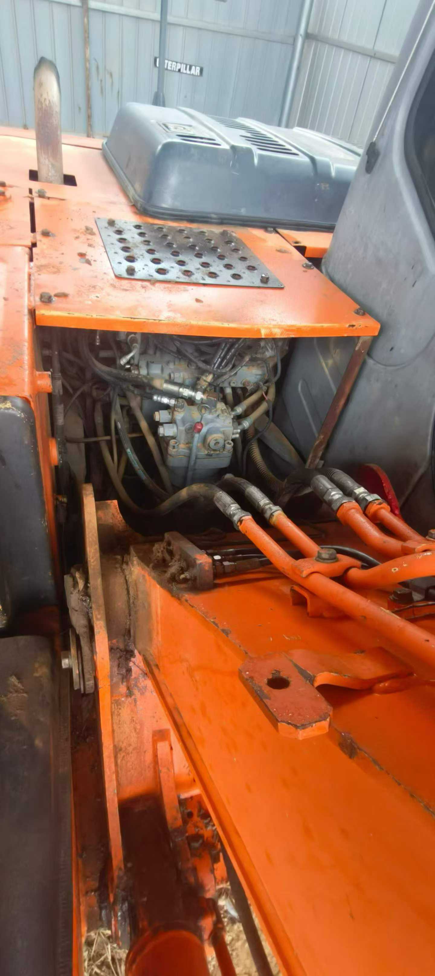 Buy Hitachi EX130 Used Excavator / 7