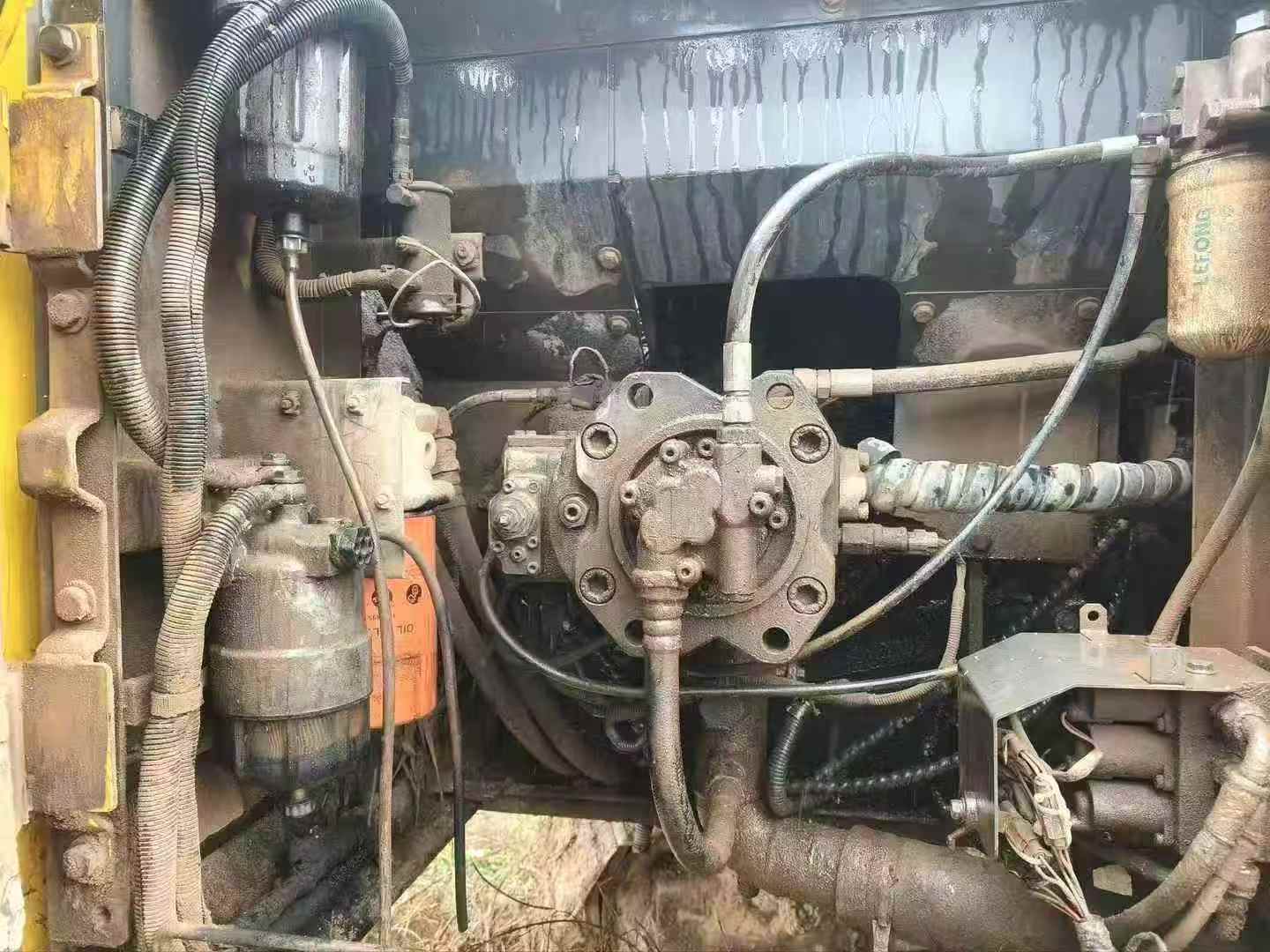 Buy Sumitomo SH200 Used Excavator / 8