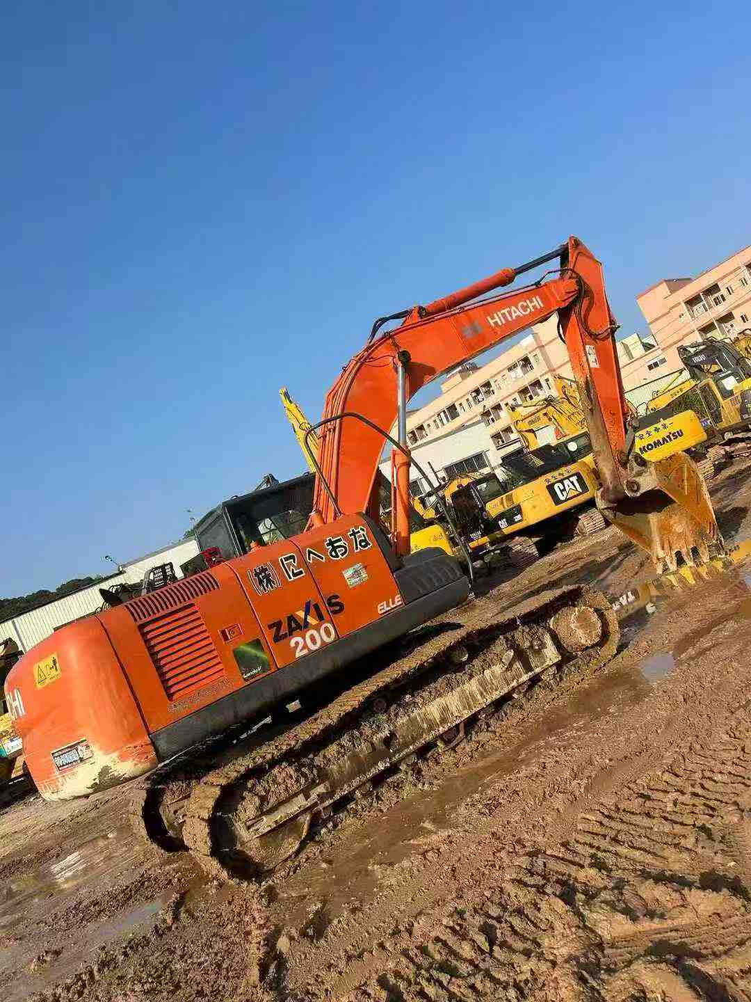 Buy Hitachi EX200-3 Used Excavator / 2