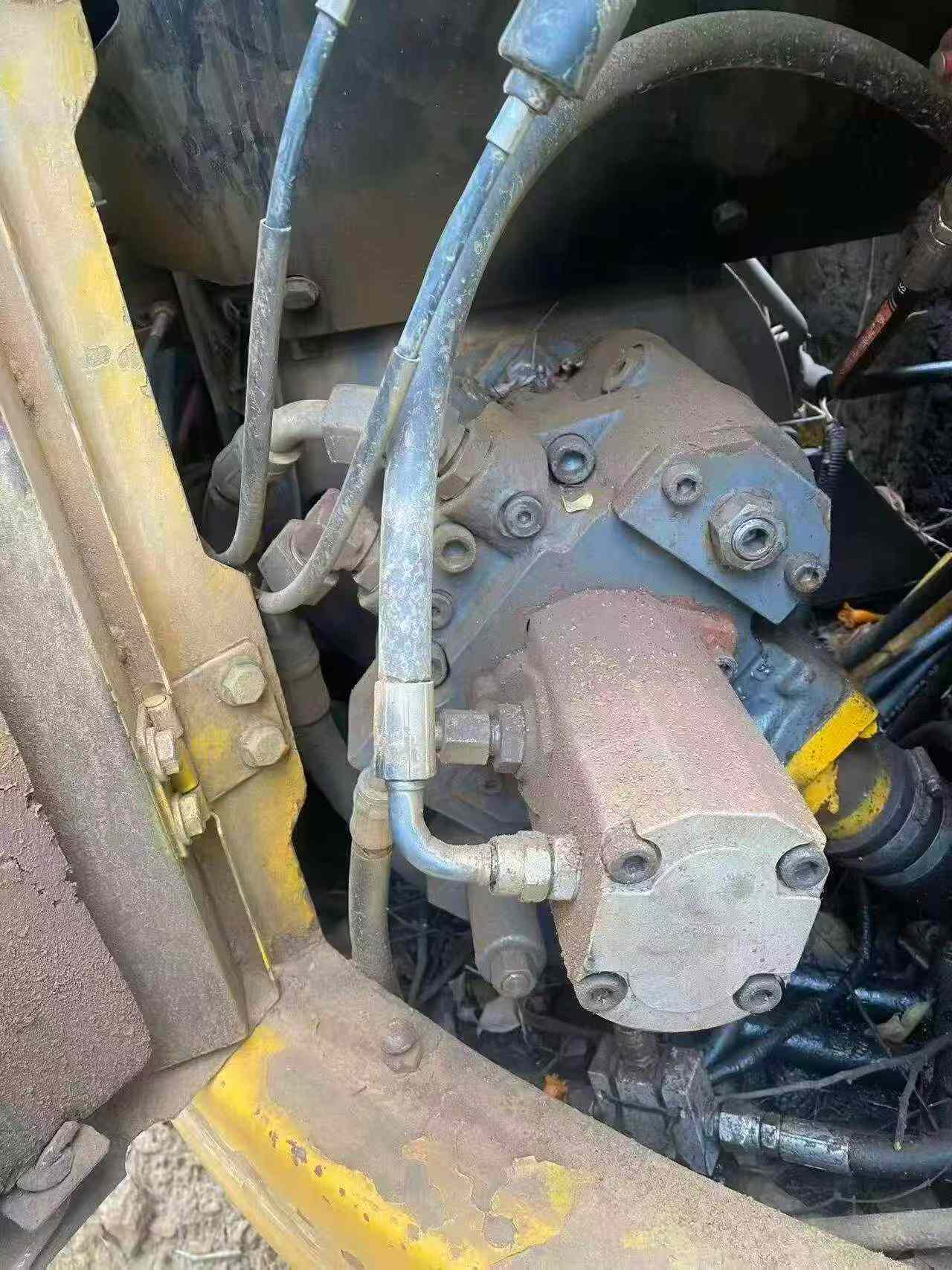 Buy Kato HD308R Used Excavator / 2