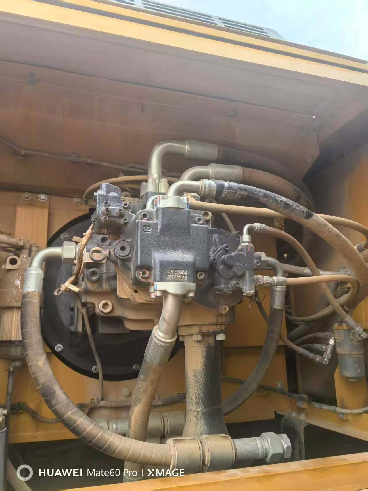 Buy Sany SY485C Used Excavator / 4