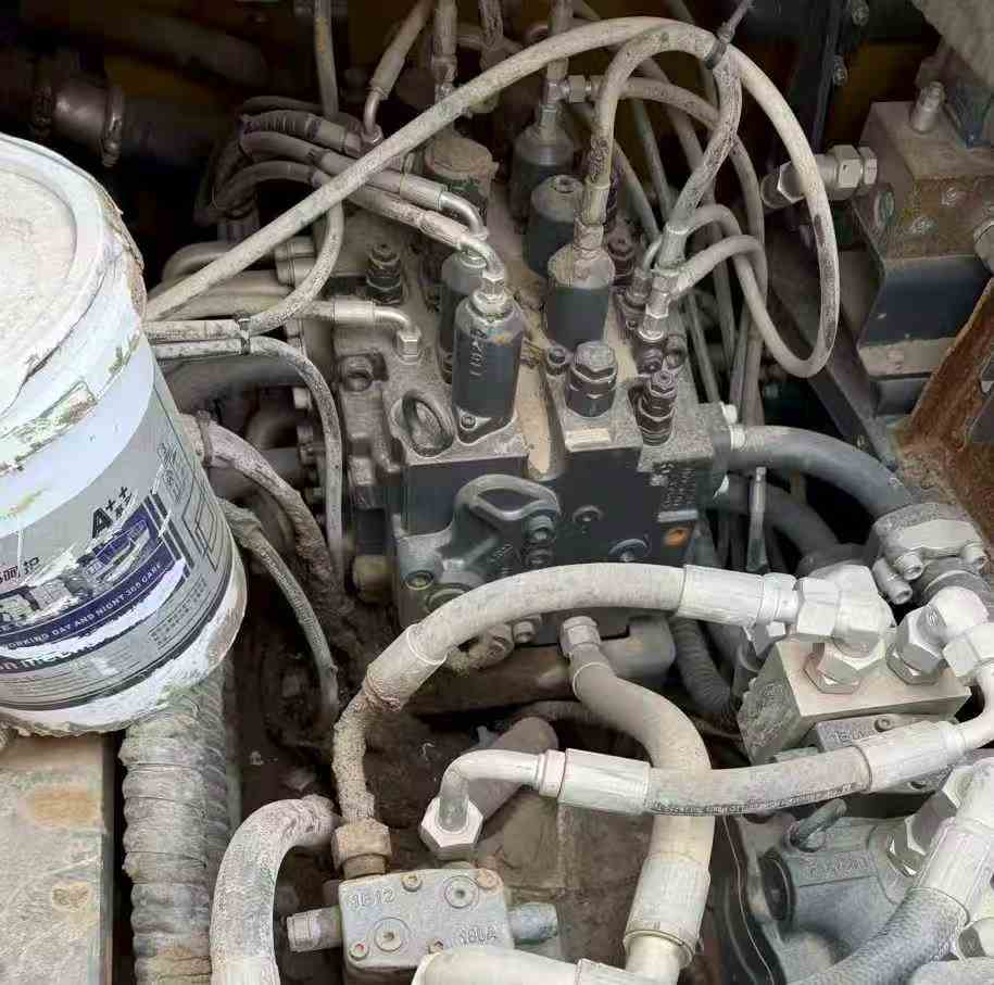 Buy XCMG XE600DK Used Excavator / 5