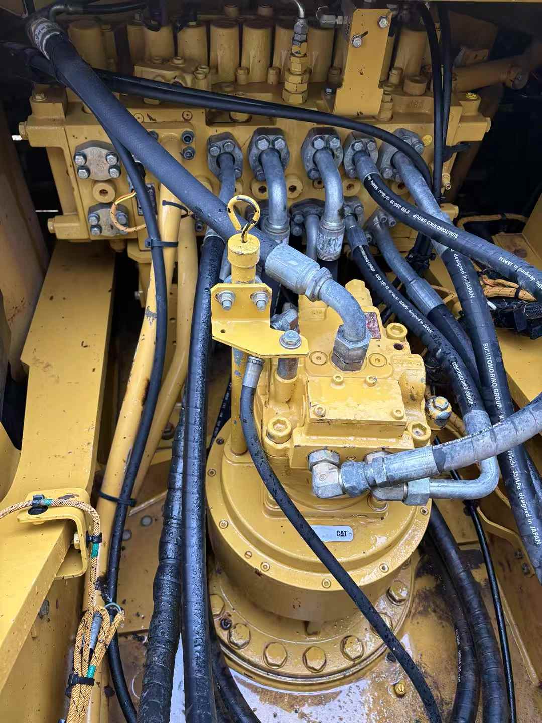 Buy Caterpillar 330B Used Excavator / 7