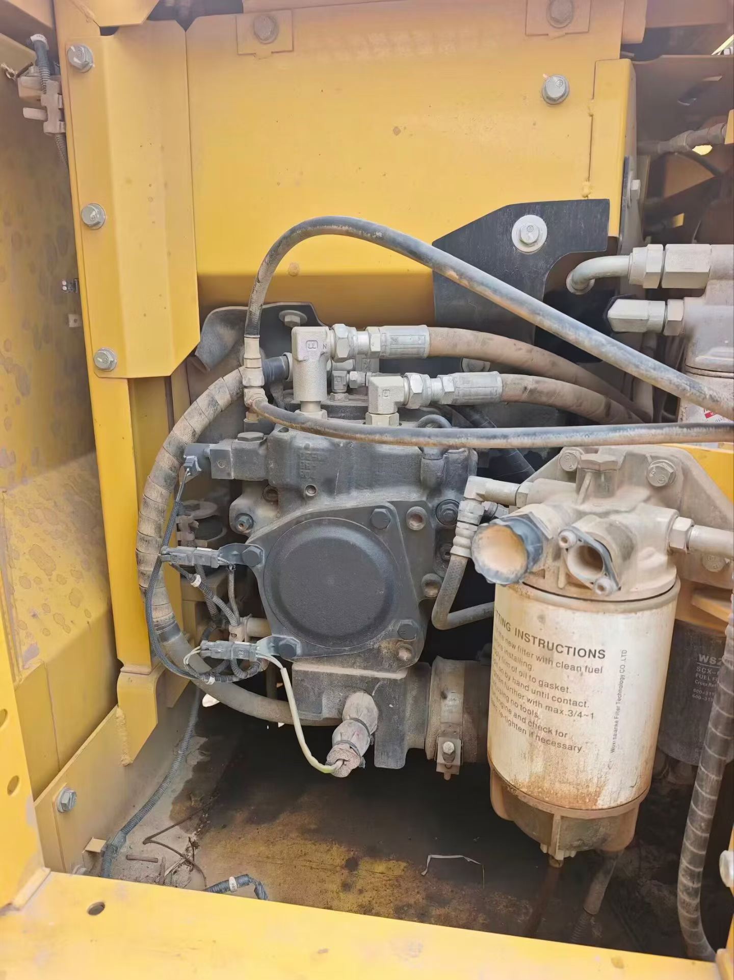 Buy Komatsu PC130-8 Used Excavator / 7