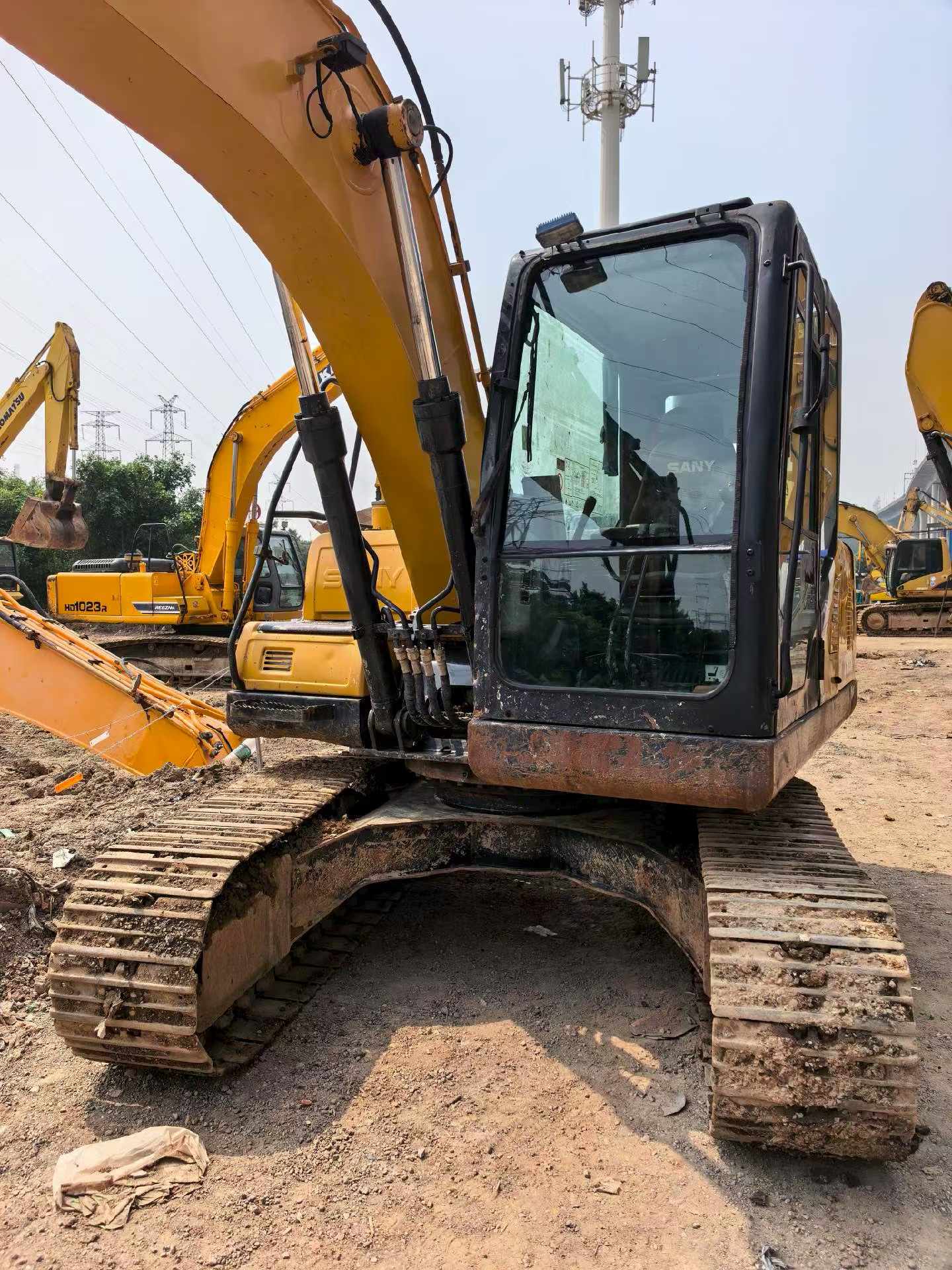 Buy Sany SY115C Used Excavator / 4