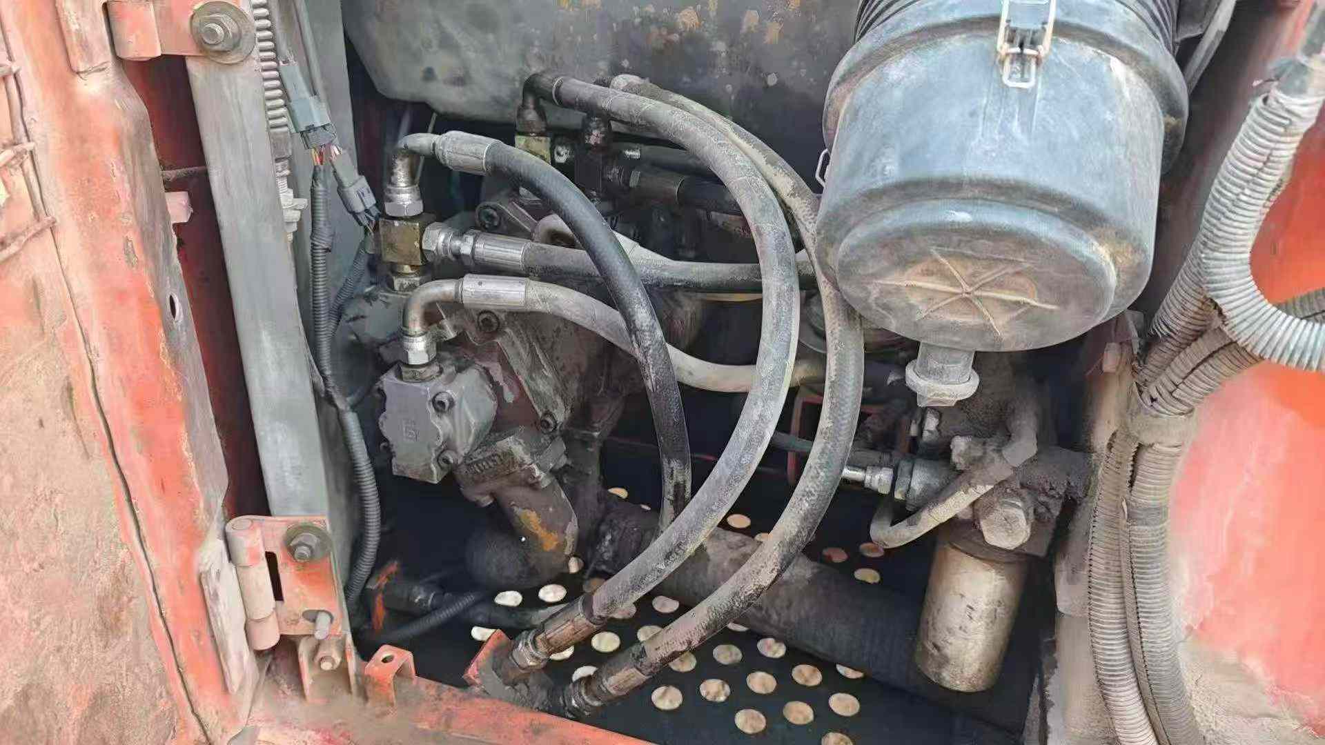 Buy Hitachi EX70 Used Excavator / 3