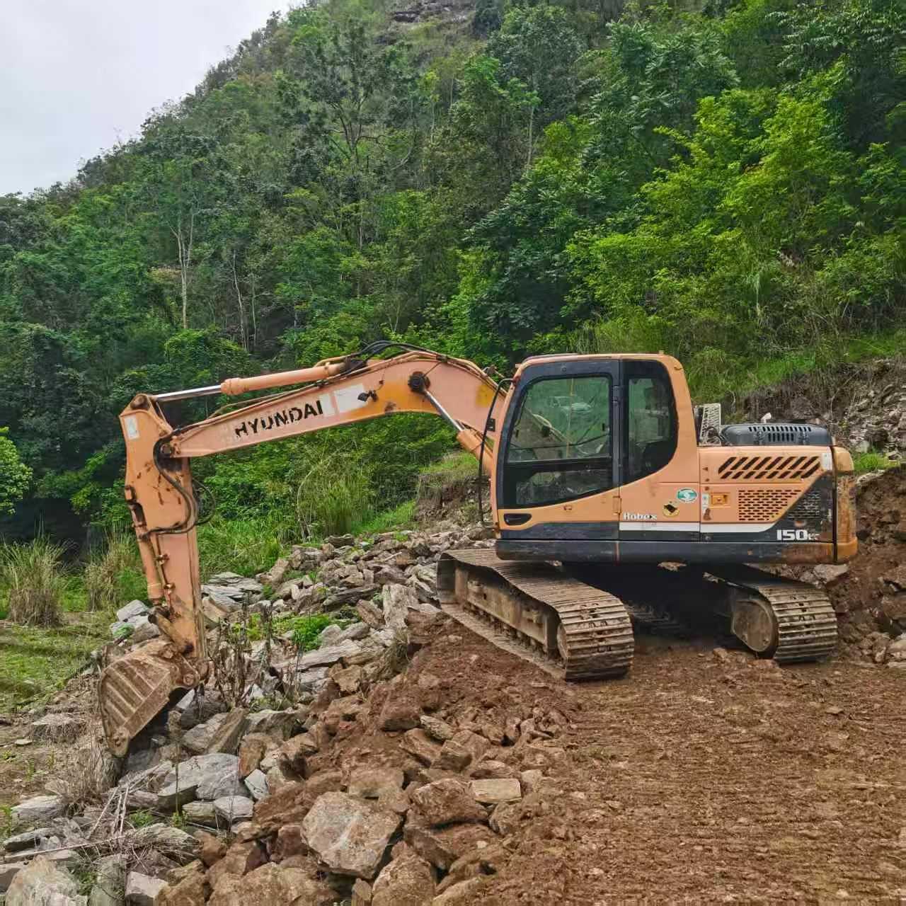 Buy Hyundai R150-7 Used Excavator / 4