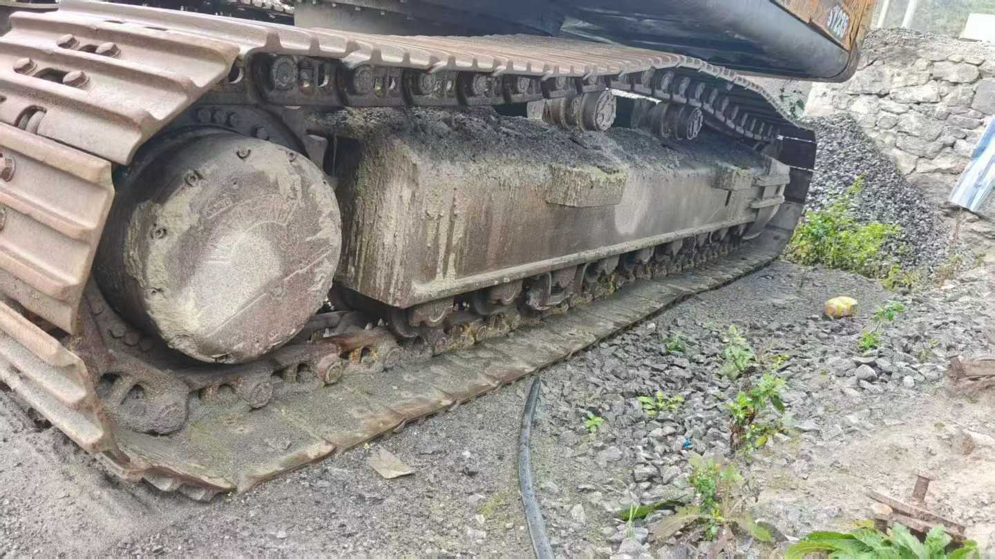 Buy Sany SY235C Used Excavator / 3