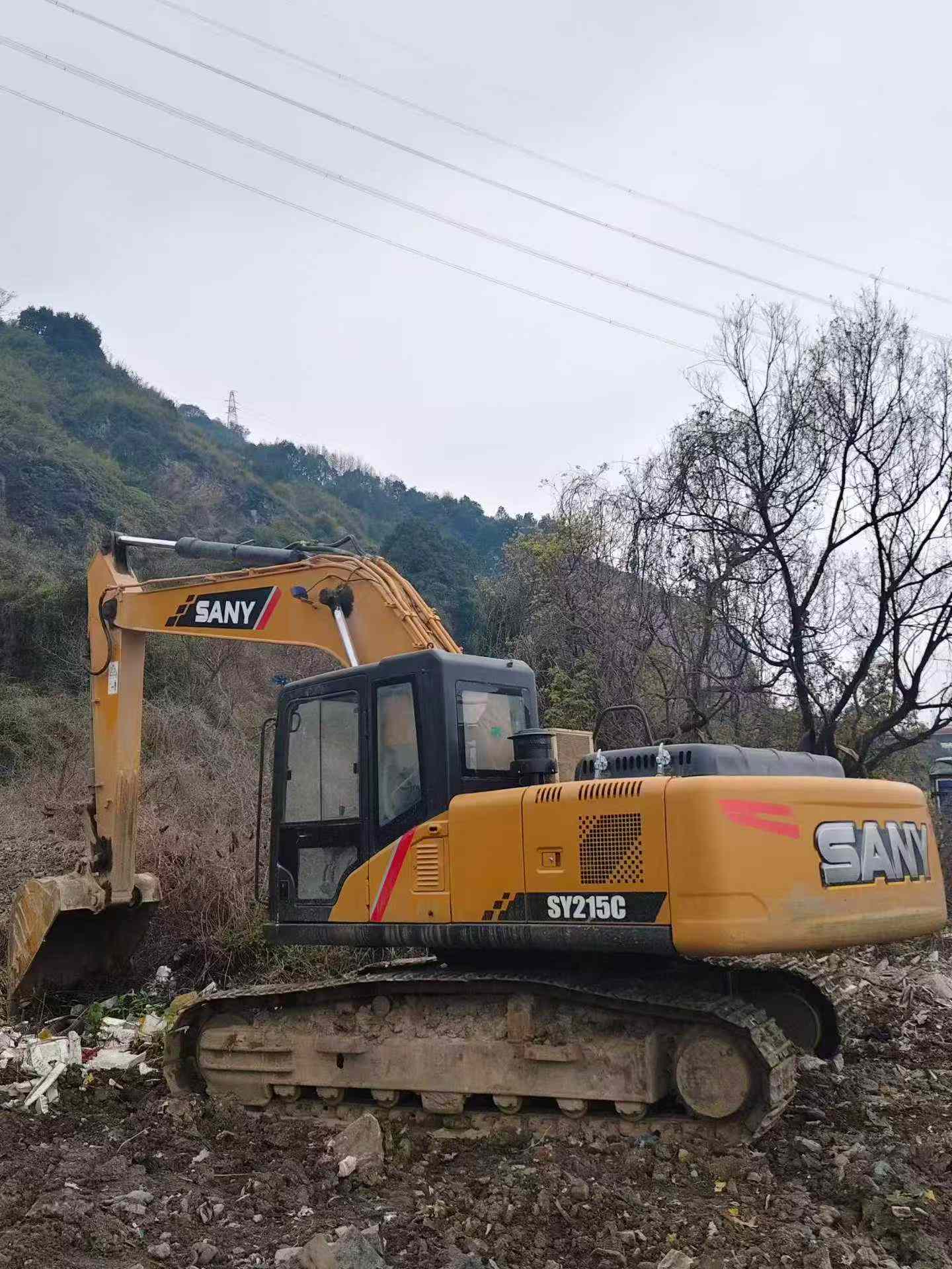 Buy Sany SY215C Used Excavator / 2