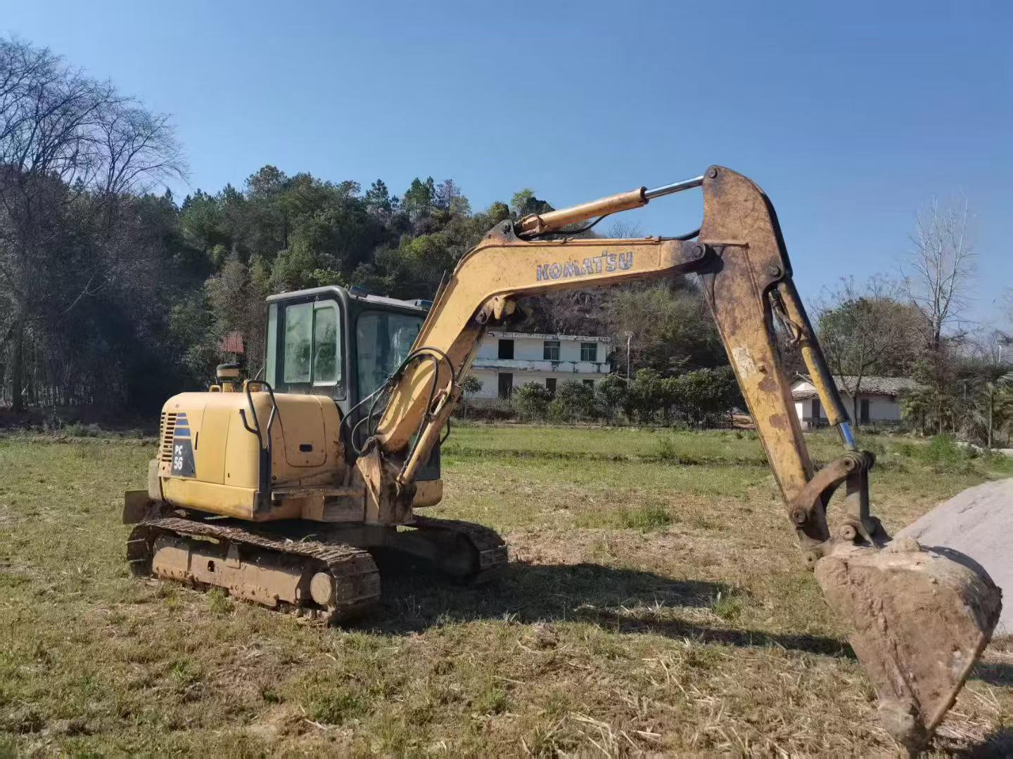 Buy Komatsu PC56-7 Used Excavator / 6