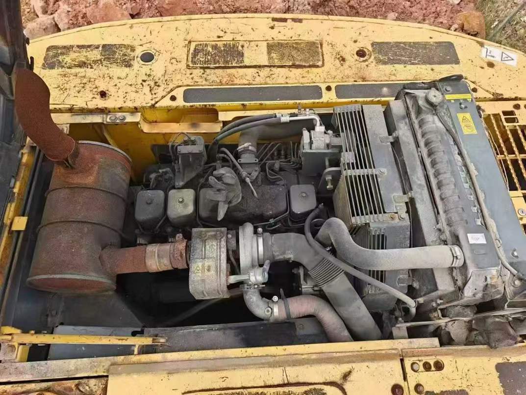 Buy Komatsu PC270-7 Used Excavator / 5