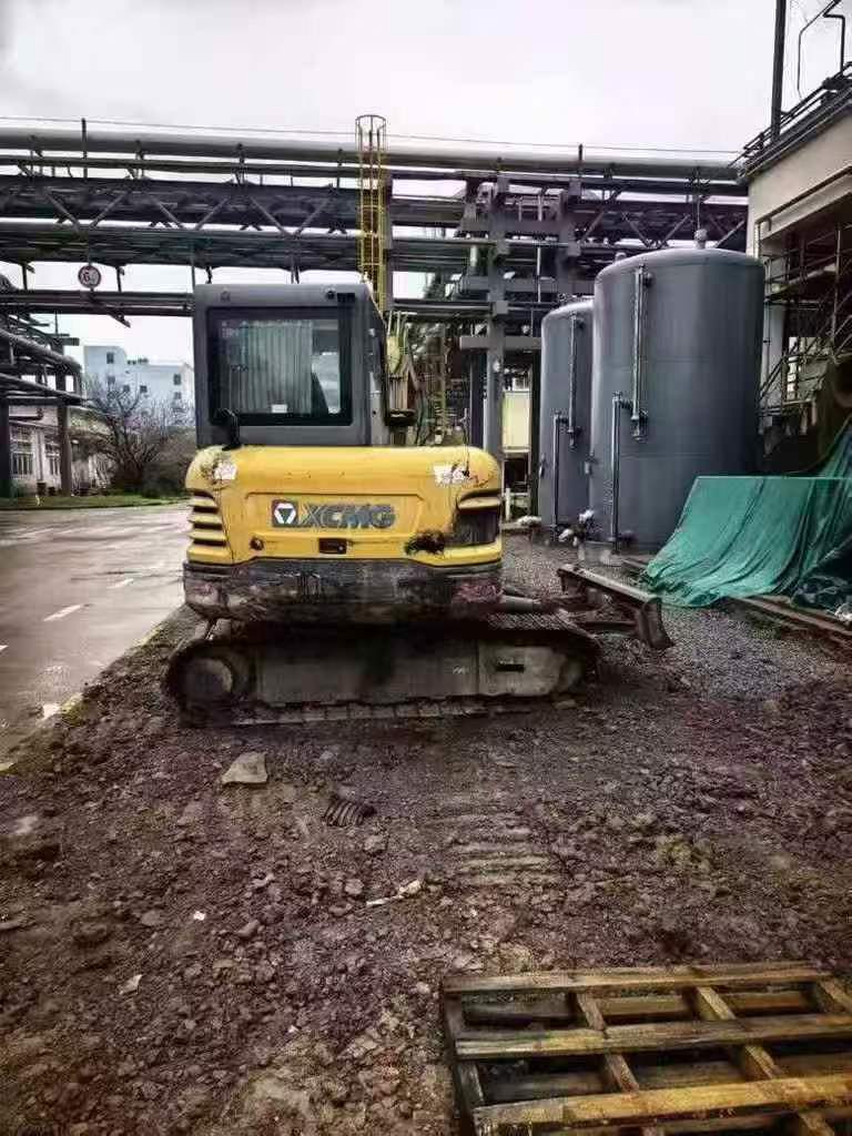 Buy XCMG XE55D Used Excavator / 3