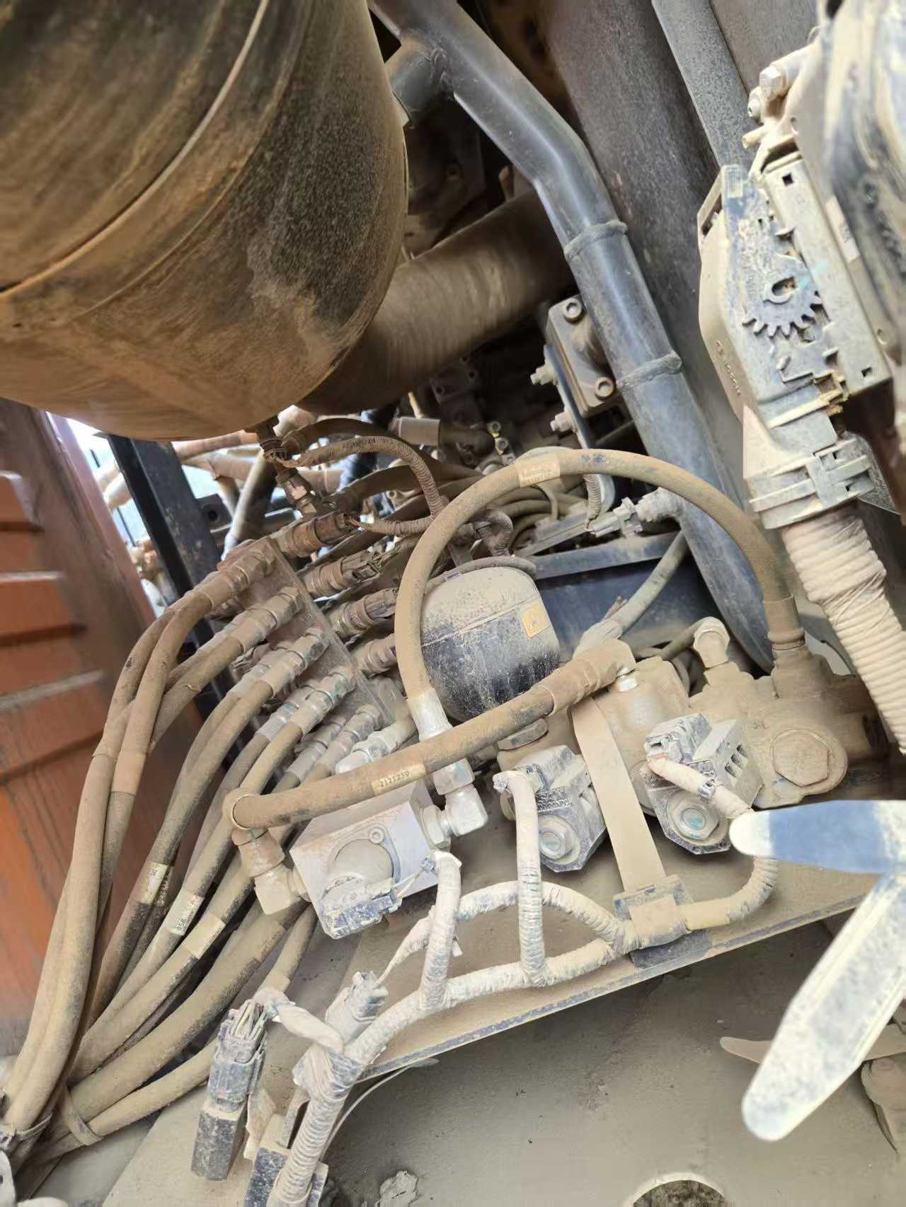 Buy Doosan DH215-7 Used Excavator / 5