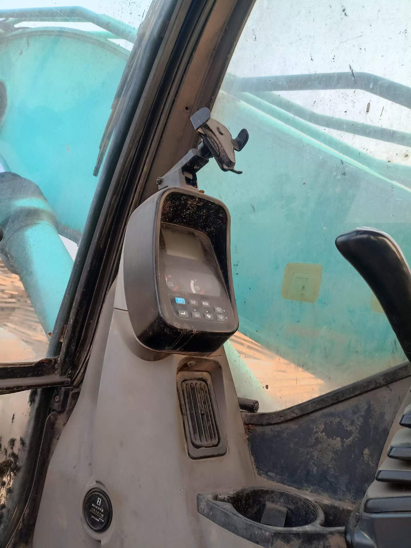 Buy Kobelco SK250 Used Excavator / 7
