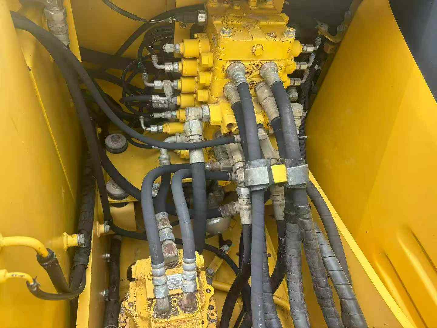 Buy Komatsu PC130-7 Used Excavator / 7