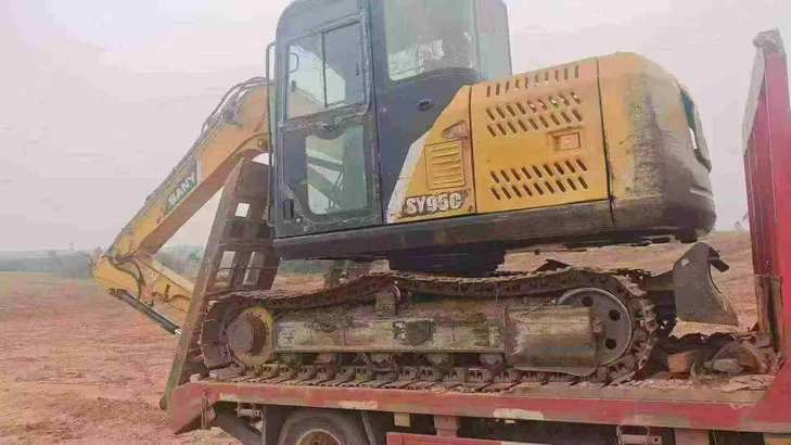 Buy Sany SY95C Used Excavator / 1