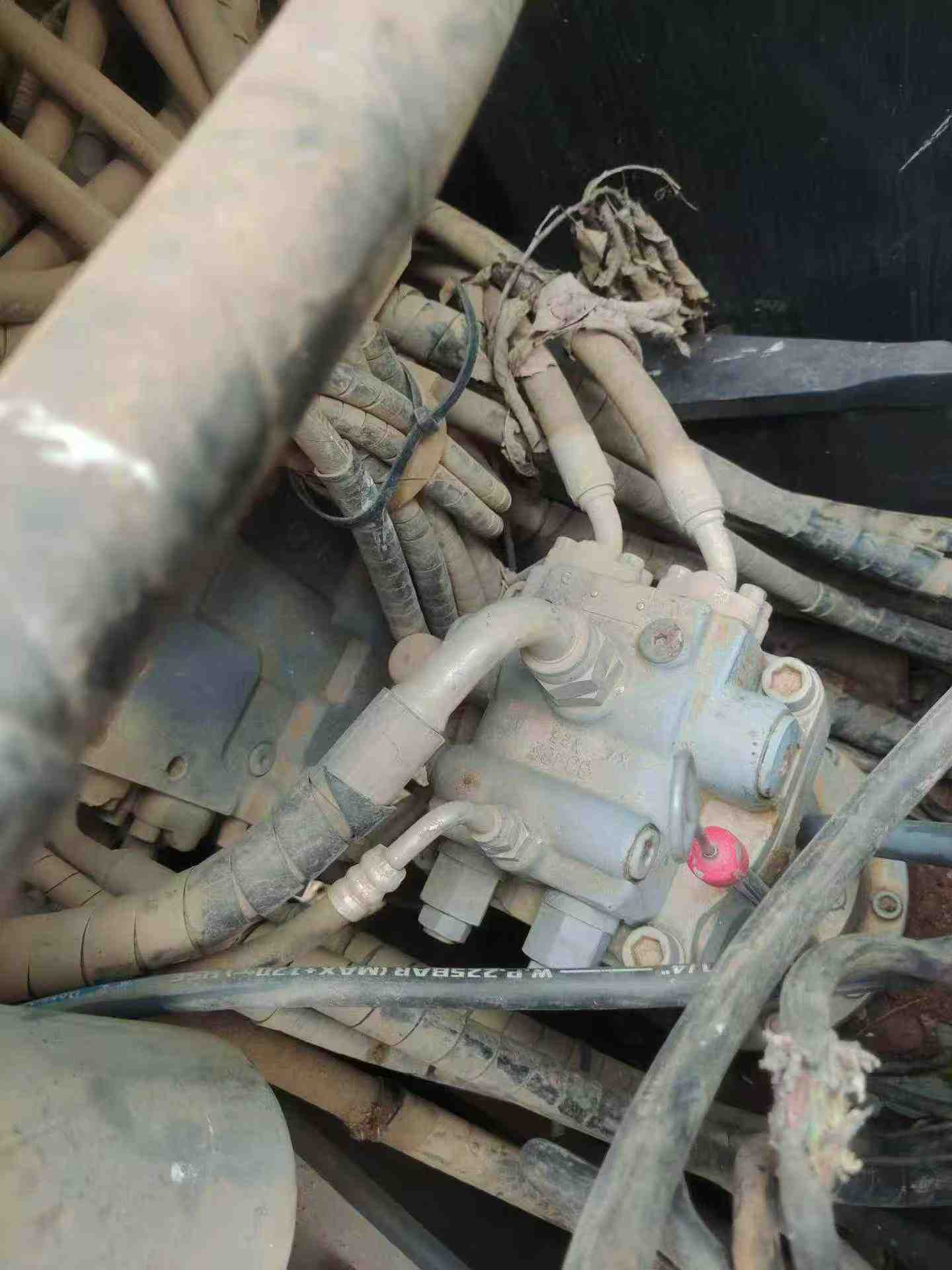 Buy Hitachi EX130 Used Excavator / 3