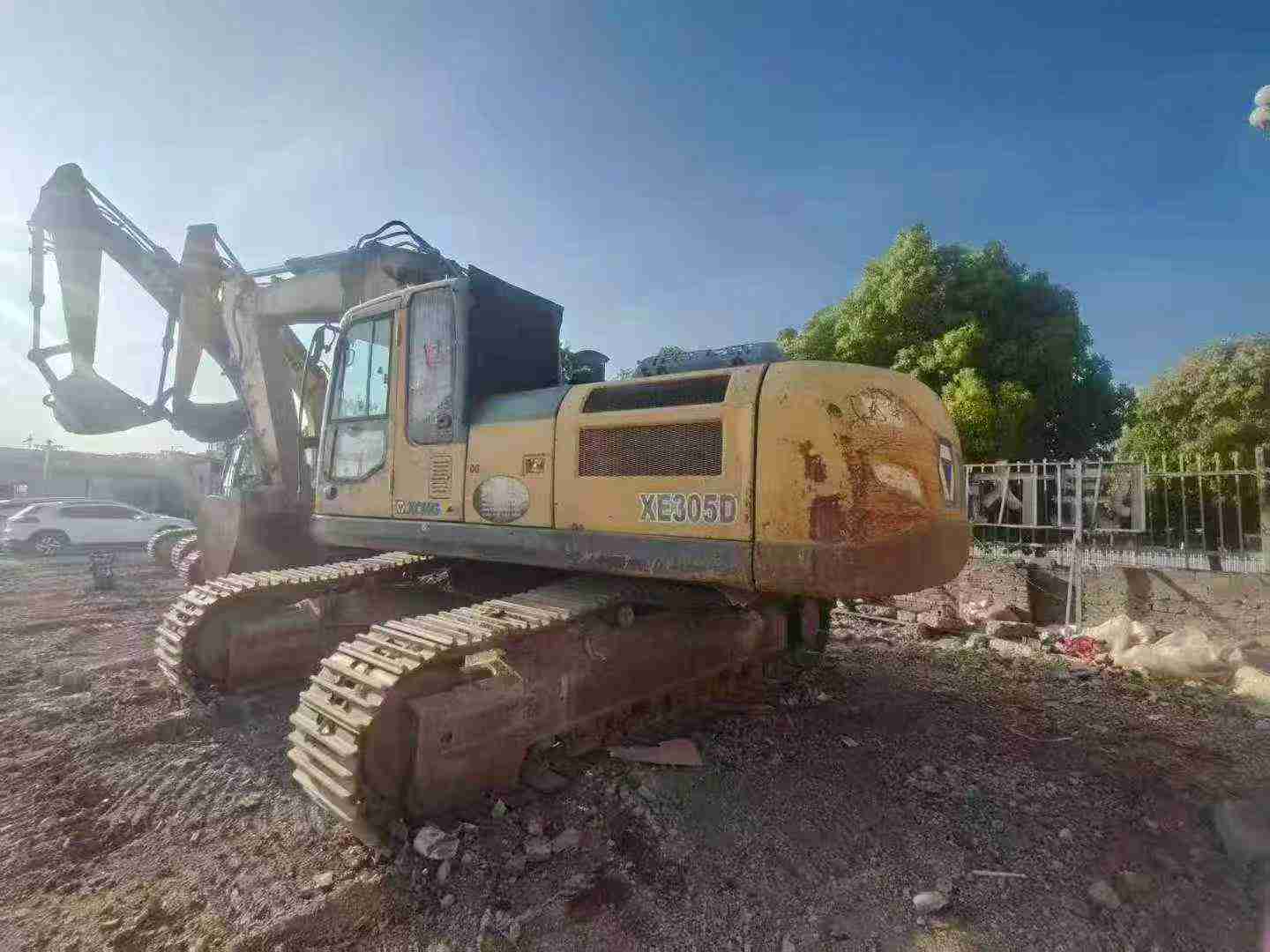 Buy XCMG XE305D Used Excavator / 4