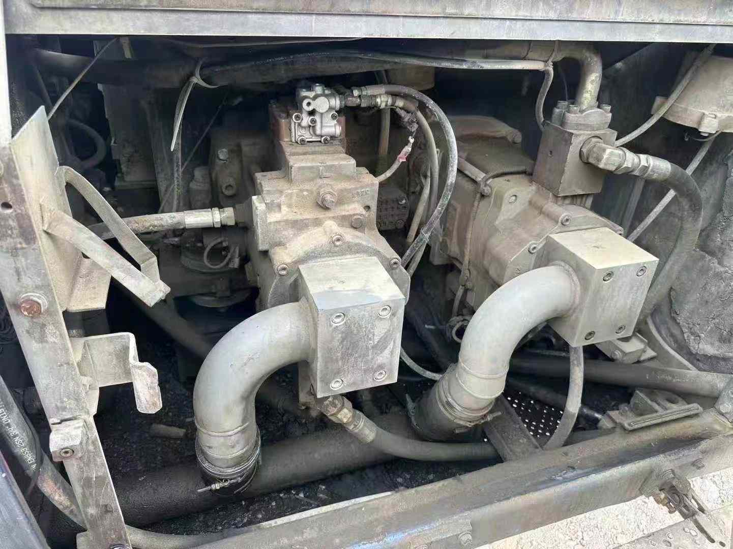 Buy Hitachi ZX650LC-3 Used Excavator / 7