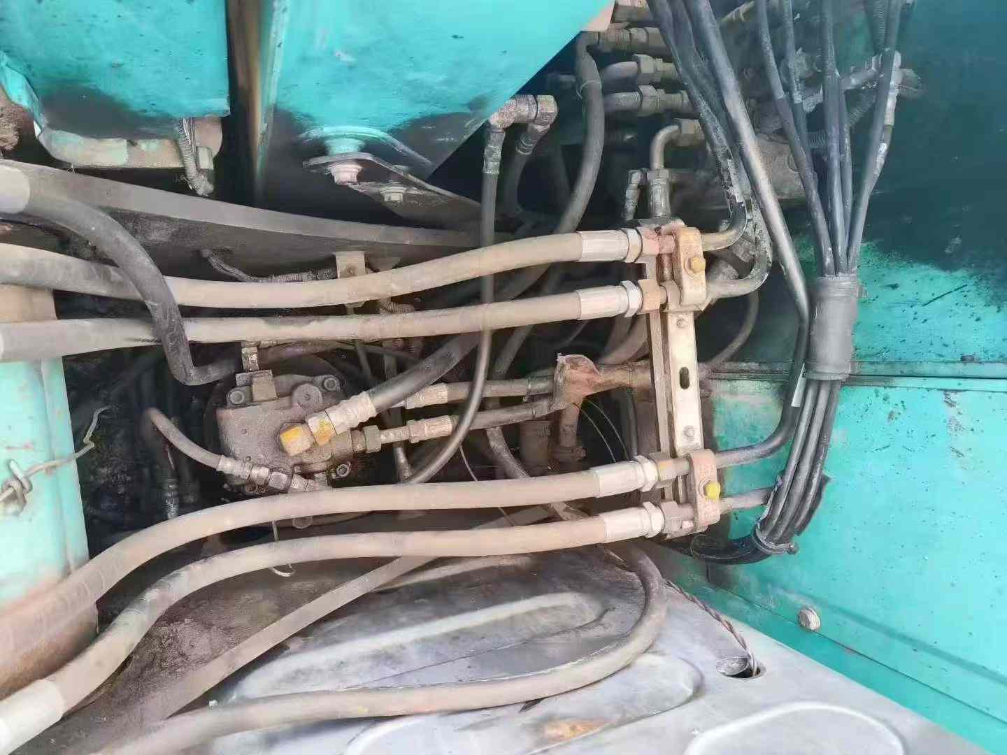 Buy Kobelco SK75 Used Excavator / 9