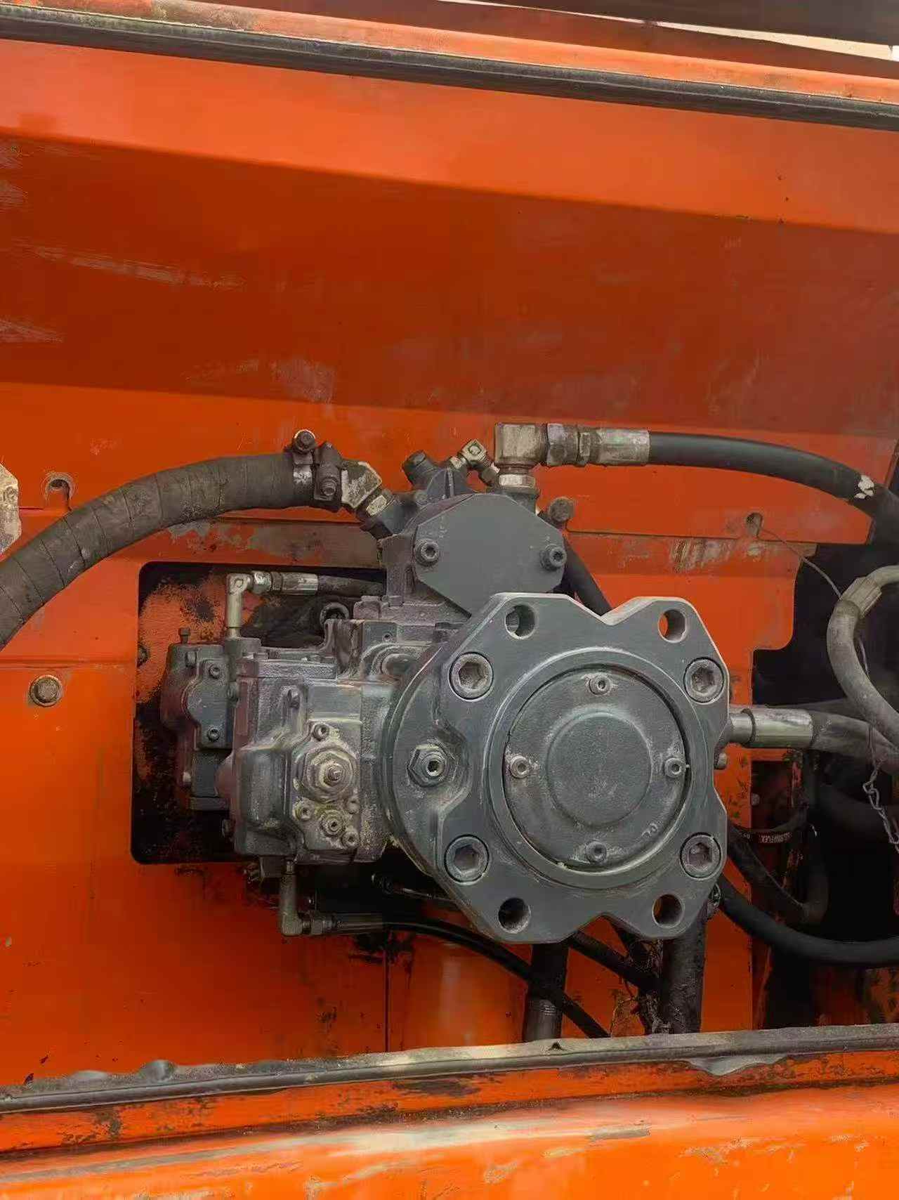 Buy Doosan DH220-3 Used Excavator / 8