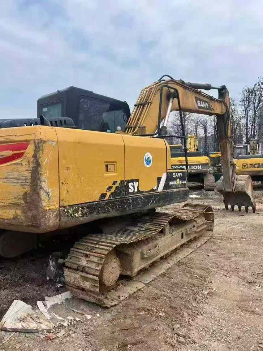 Buy Sany SY135 Used Excavator / 2