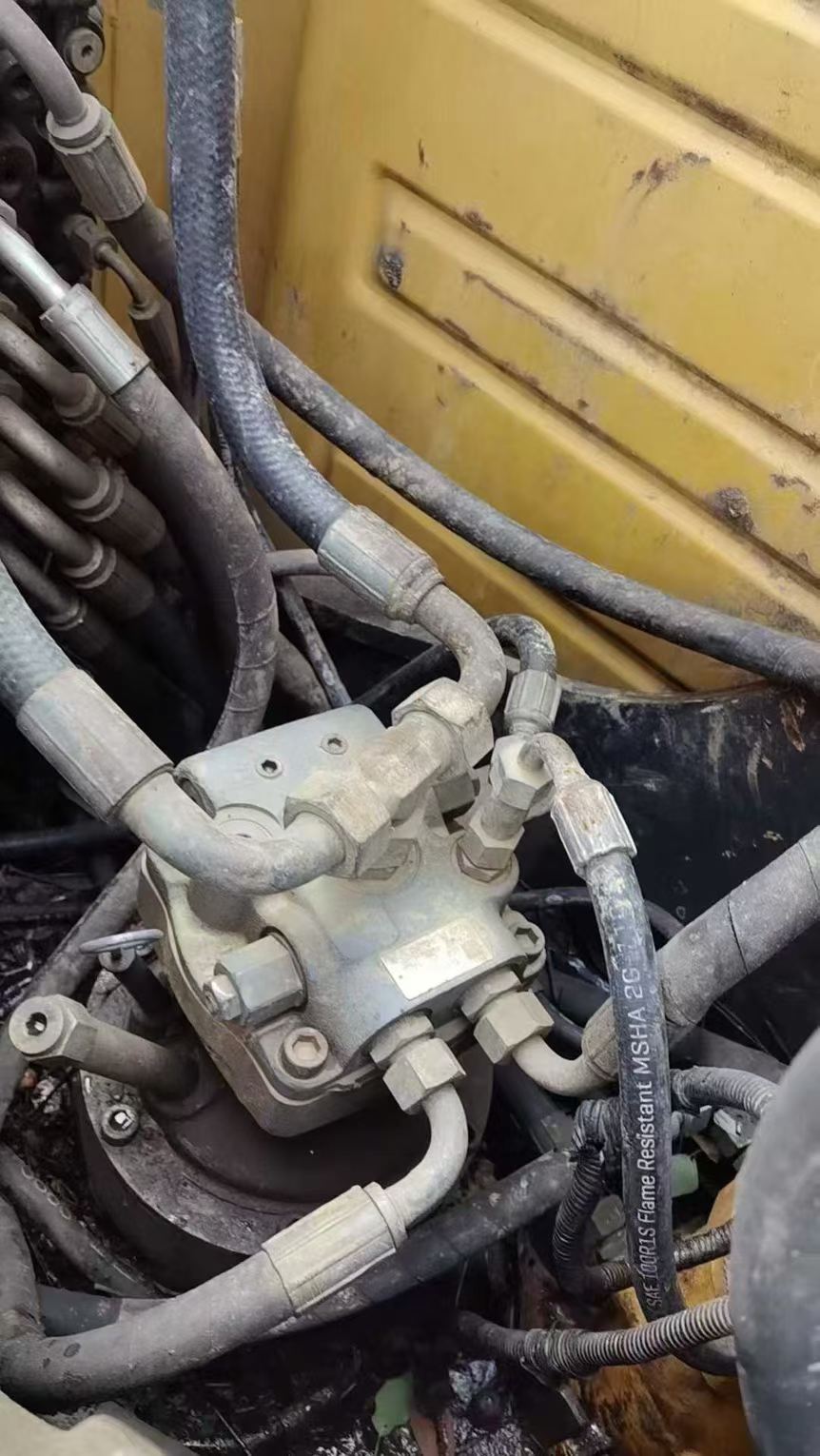 Buy XCMG XE15 Used Excavator / 5