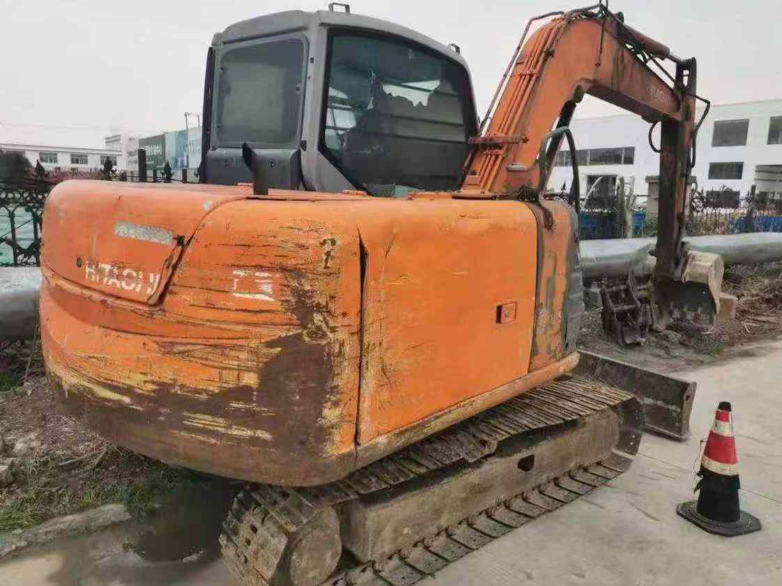 Buy Hitachi EX60-6 Used Excavator / 2