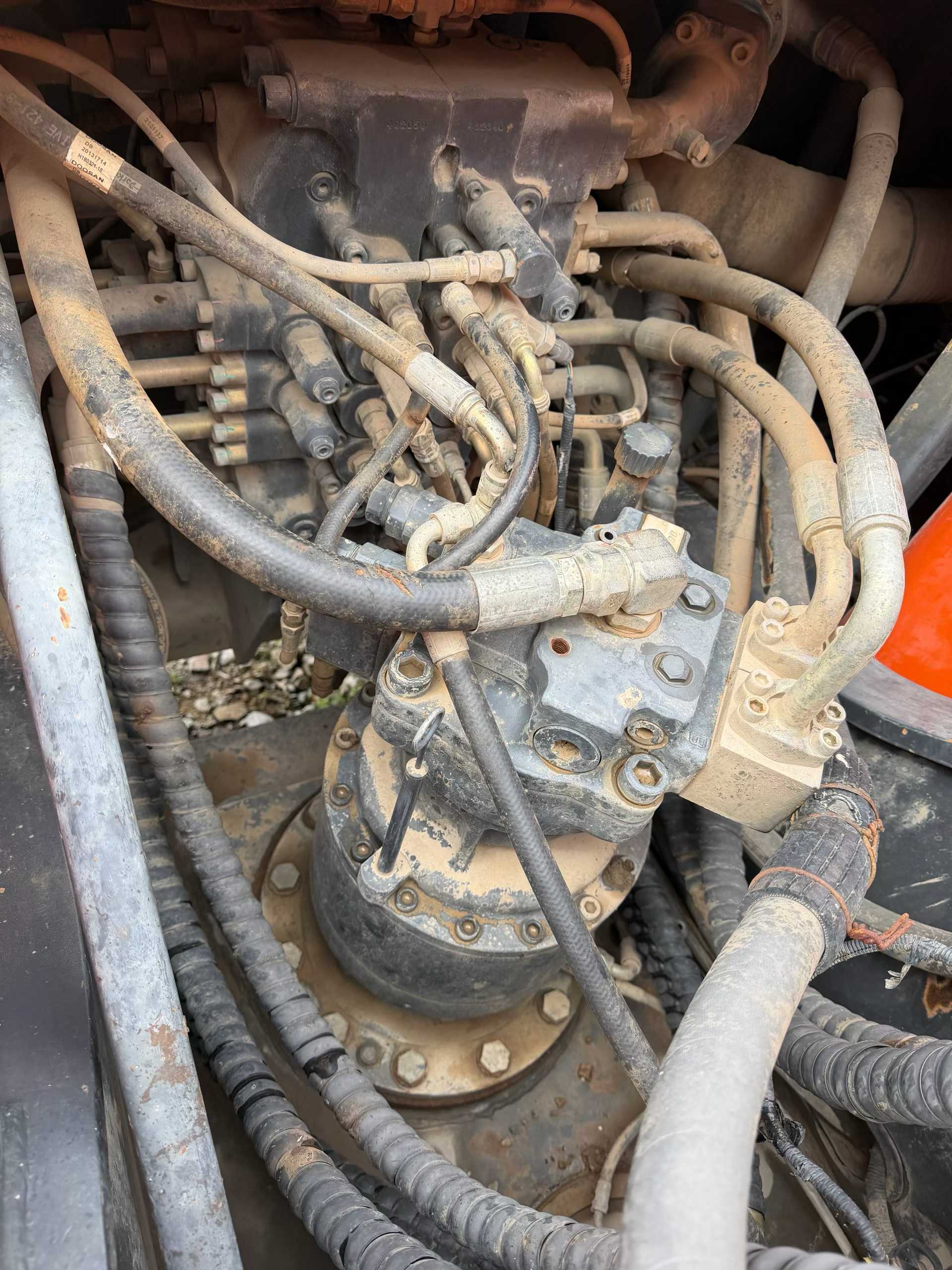 Buy Doosan DH215-9 Used Excavator / 7