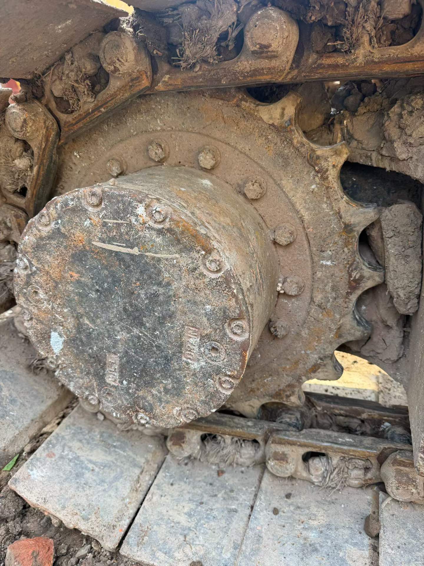 Buy Komatsu PC130 Used Excavator / 9