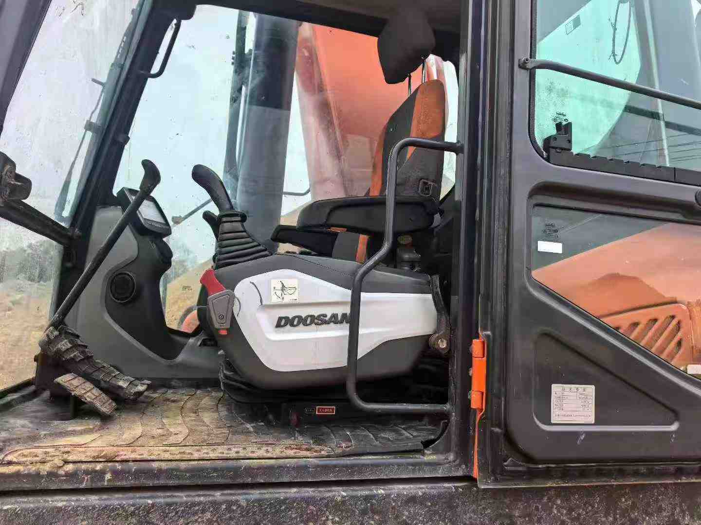 Buy Doosan DH420 Used Excavator / 3