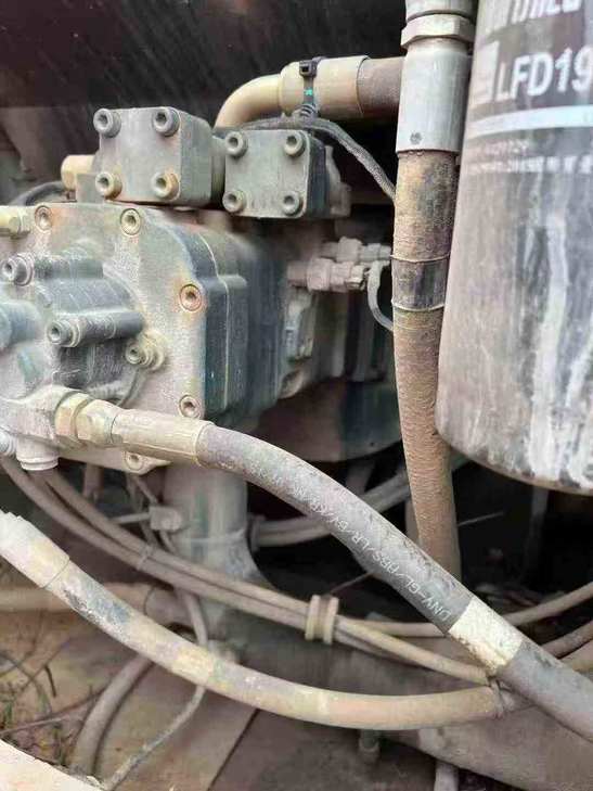 Buy Doosan DH215-9 Used Excavator / 1