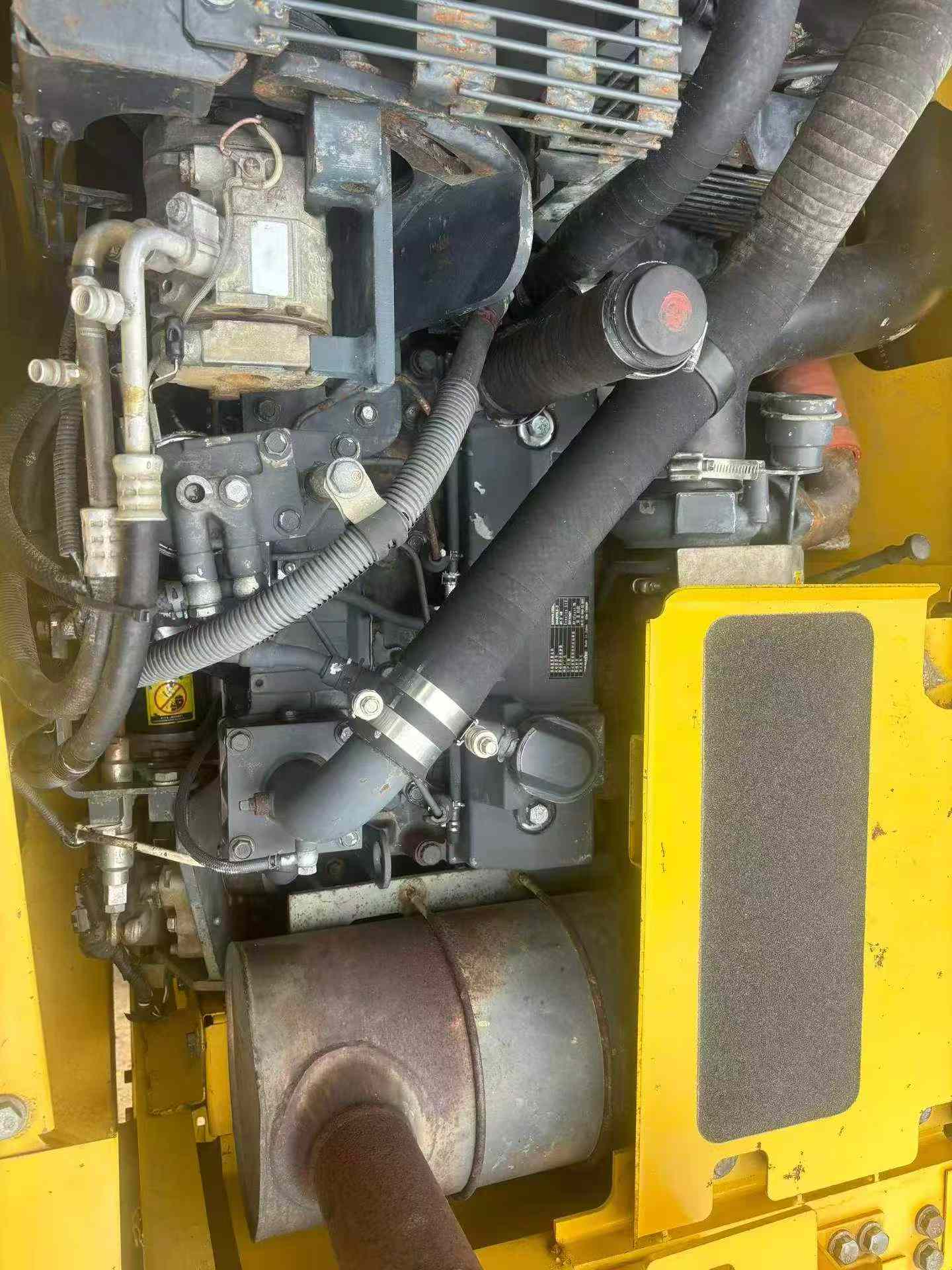 Buy Komatsu PC130-7 Used Excavator / 4