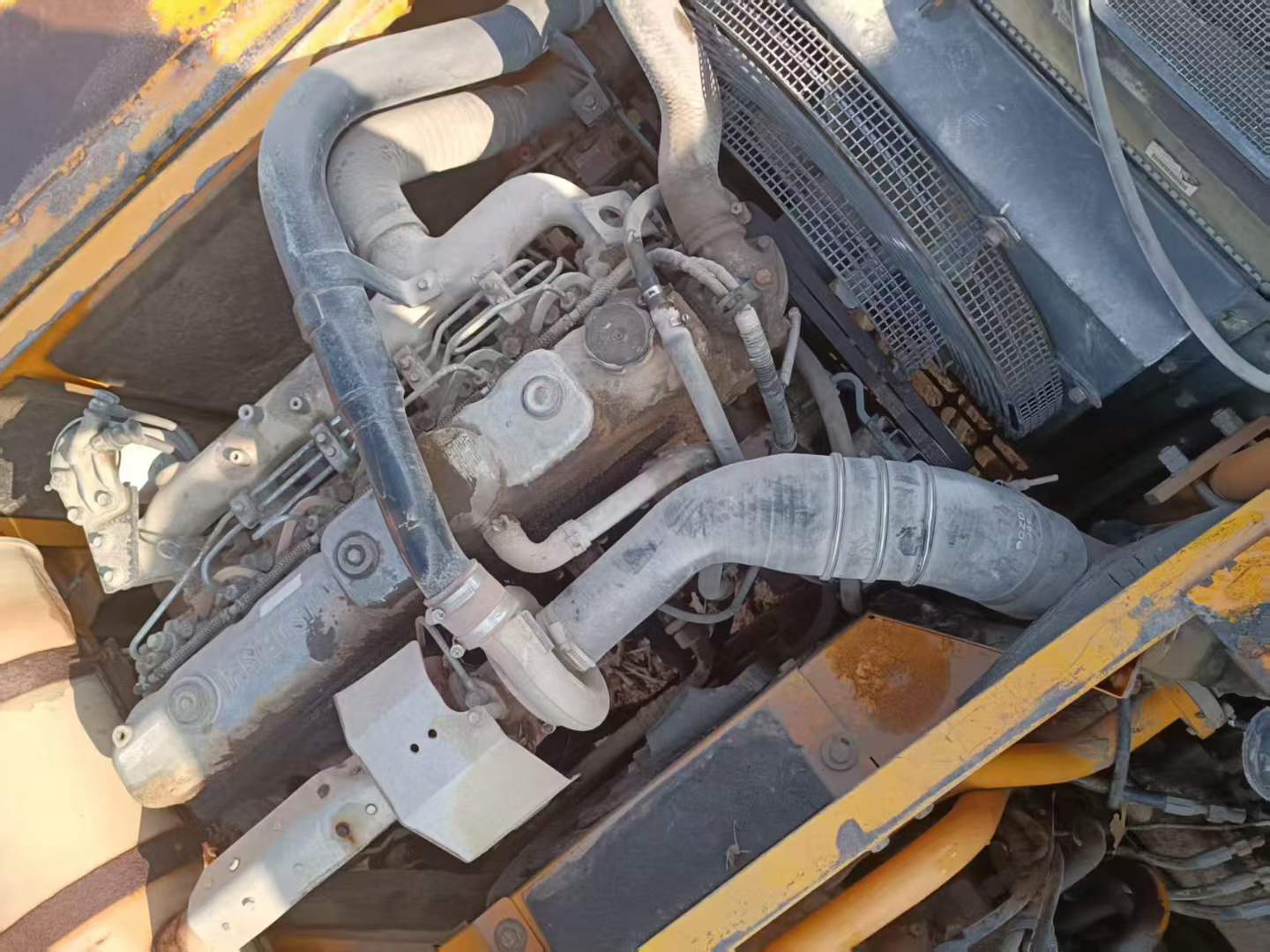 Buy Sany SY215C Used Excavator / 2