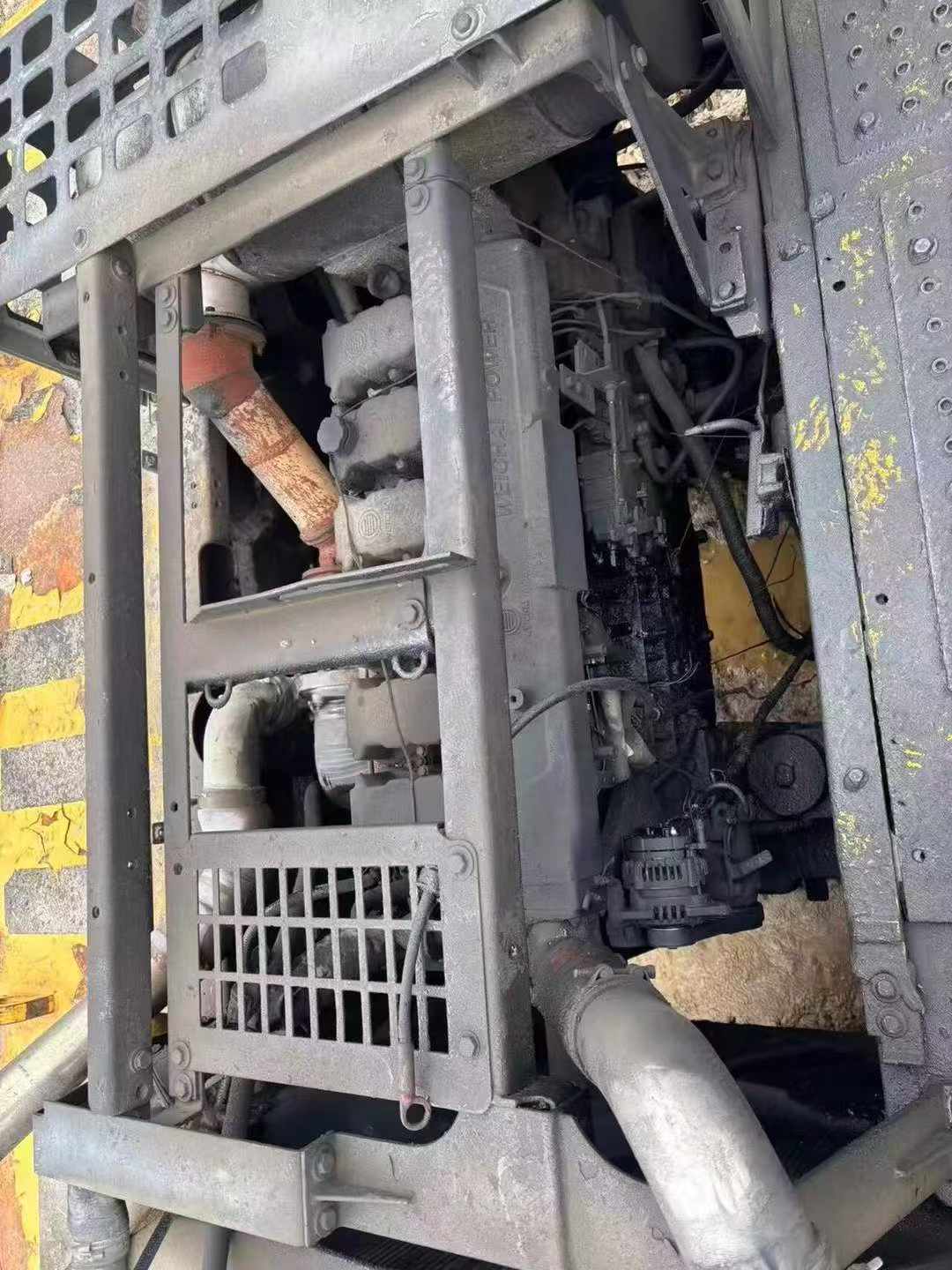 Buy XCMG XE700C Used Excavator / 8